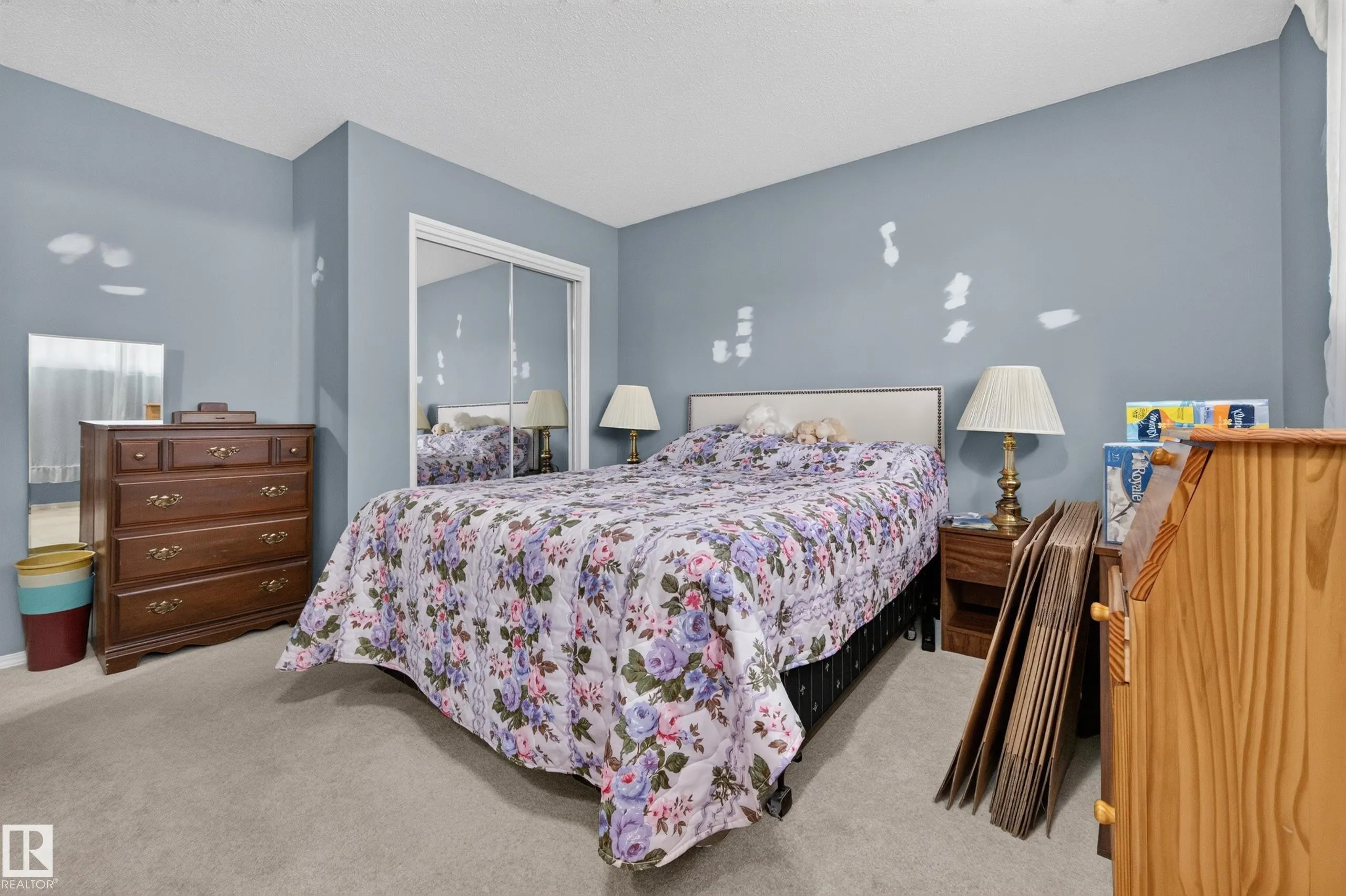 4 GREYSTONE Crescent