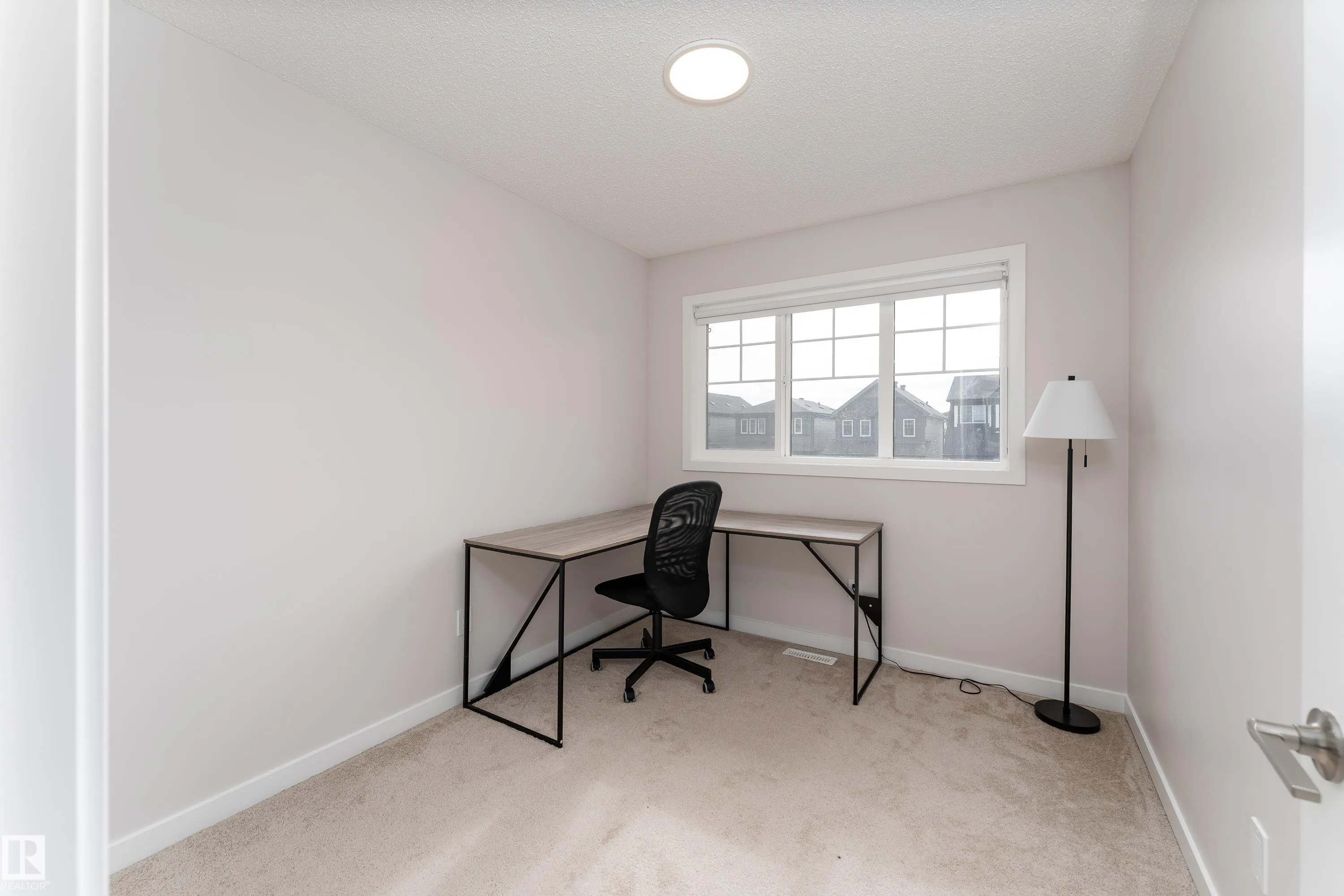 2420 TRUMPETER Way