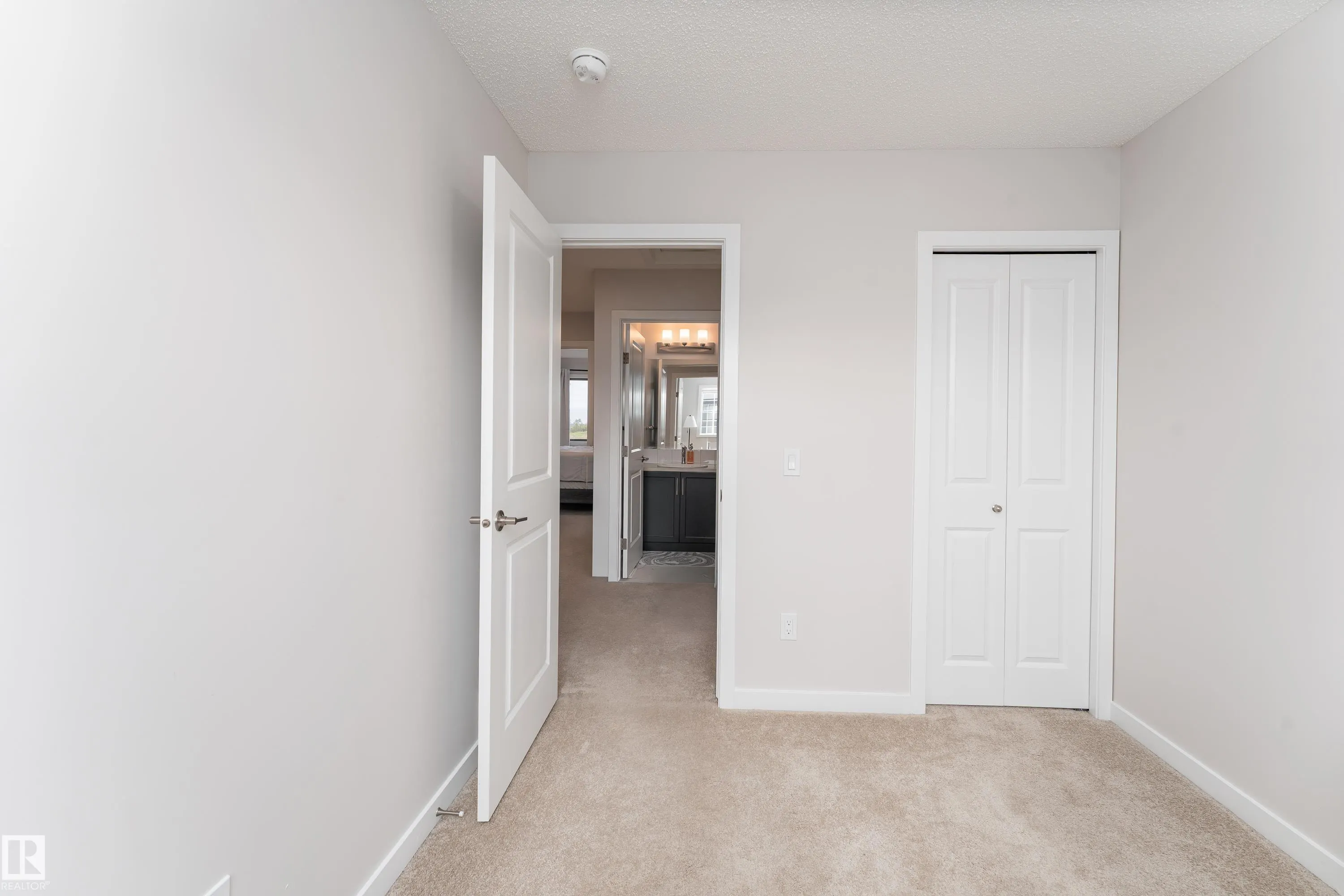 2420 TRUMPETER Way