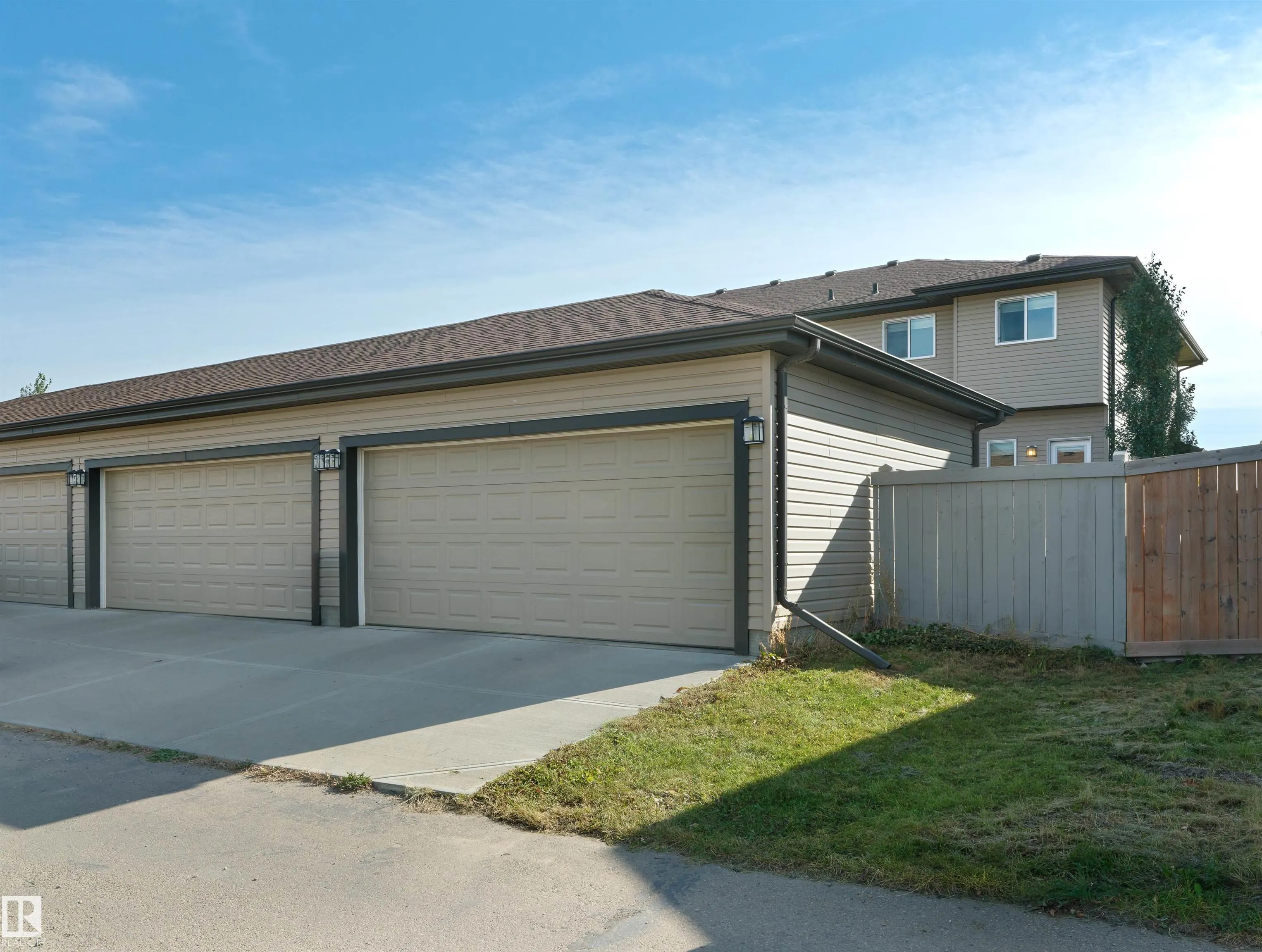 4074 CHAPPELLE GREEN