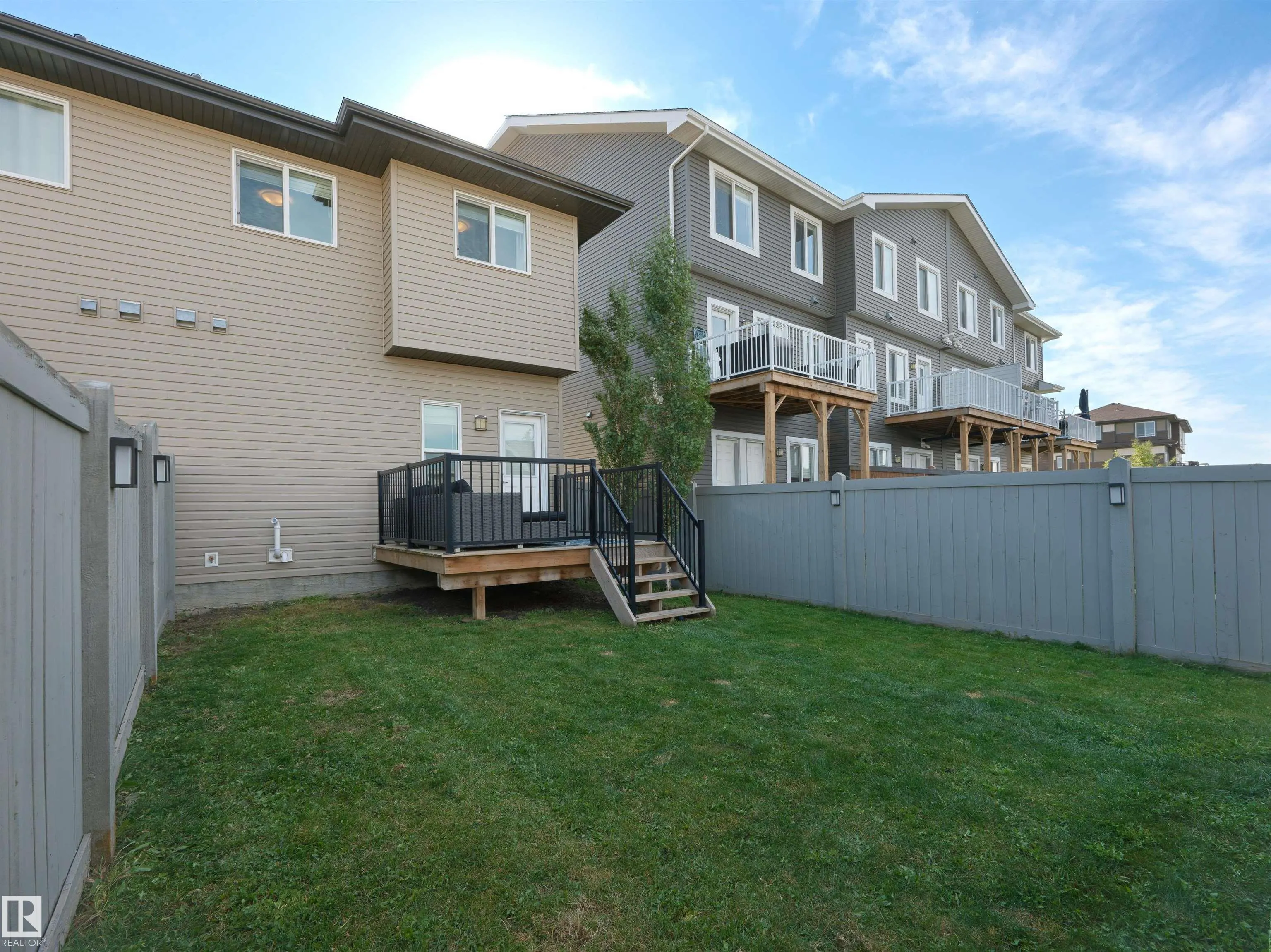 4074 CHAPPELLE GREEN