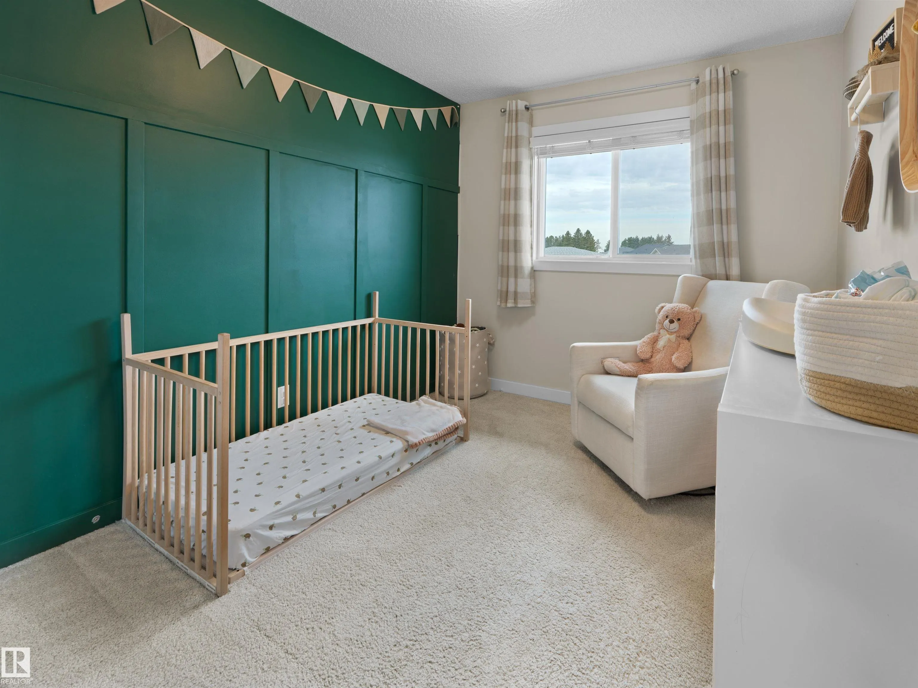 4074 CHAPPELLE GREEN