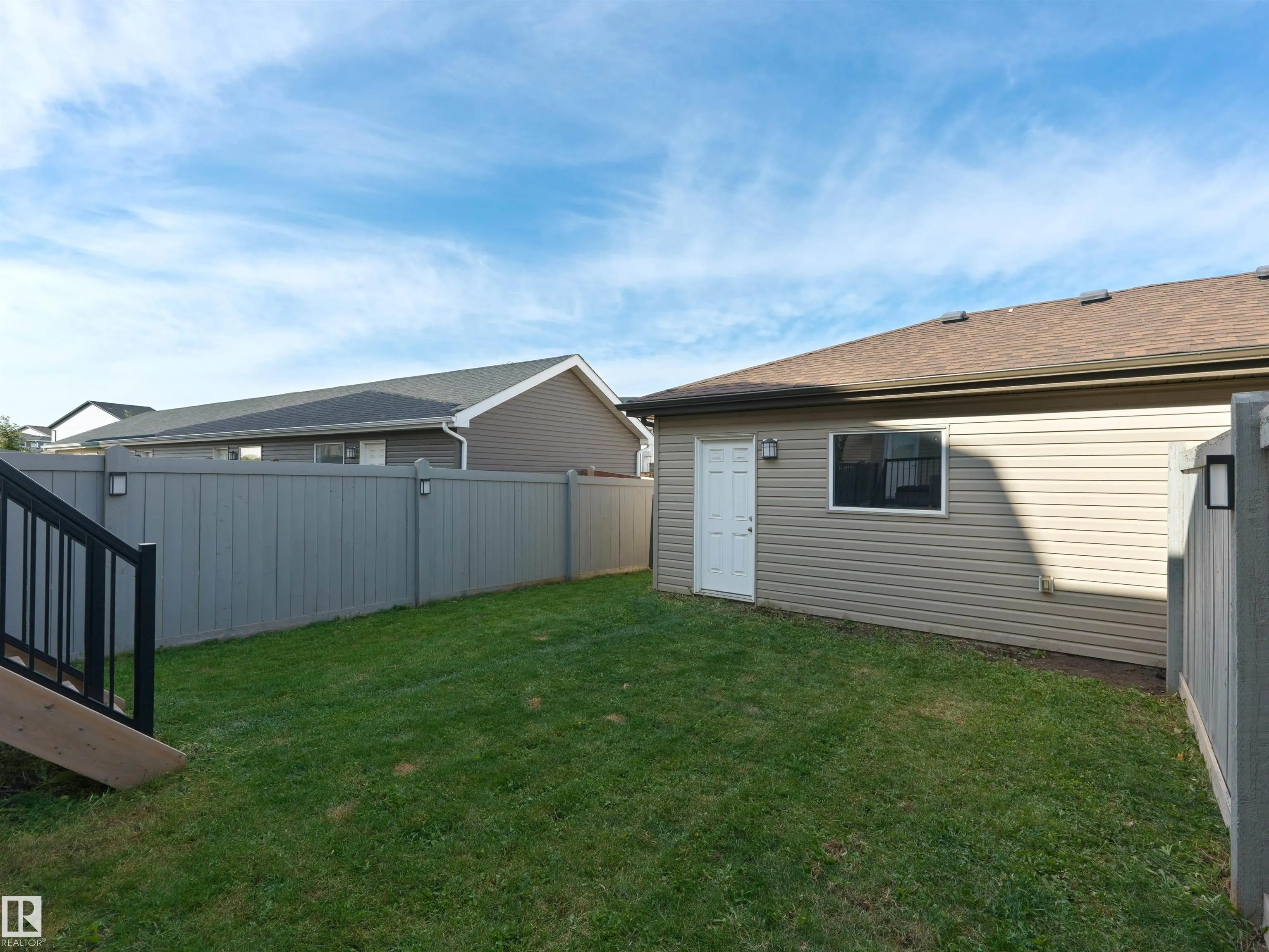4074 CHAPPELLE GREEN