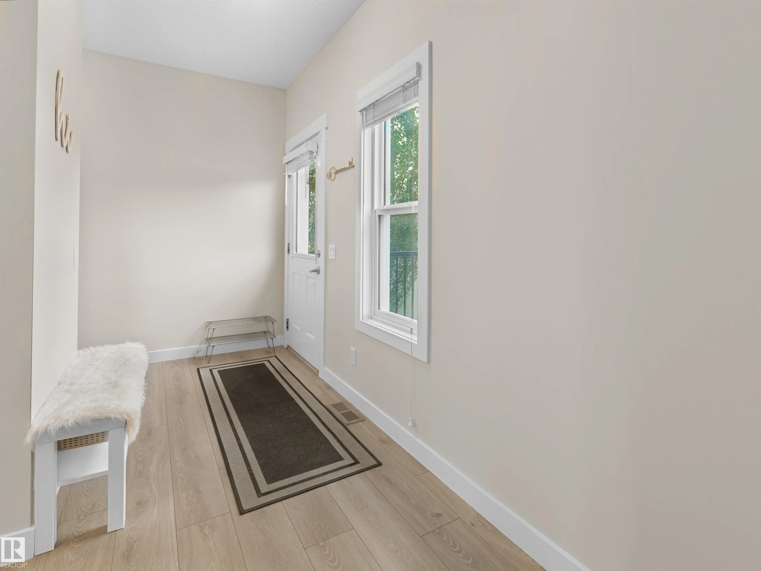 4074 CHAPPELLE GREEN