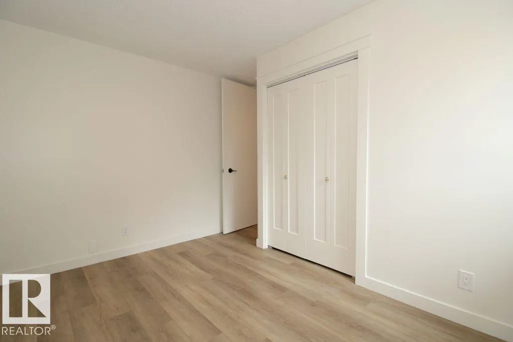 1 Greenwich Crescent