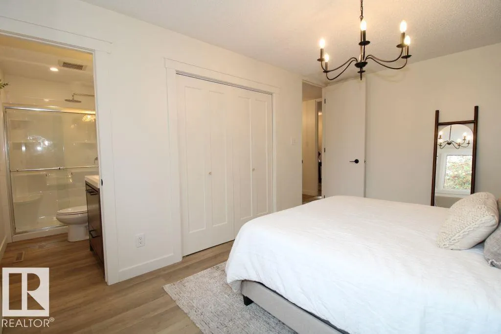 1 Greenwich Crescent