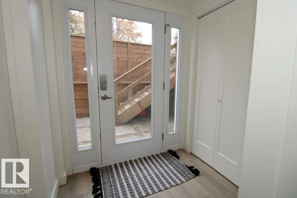 1 Greenwich Crescent
