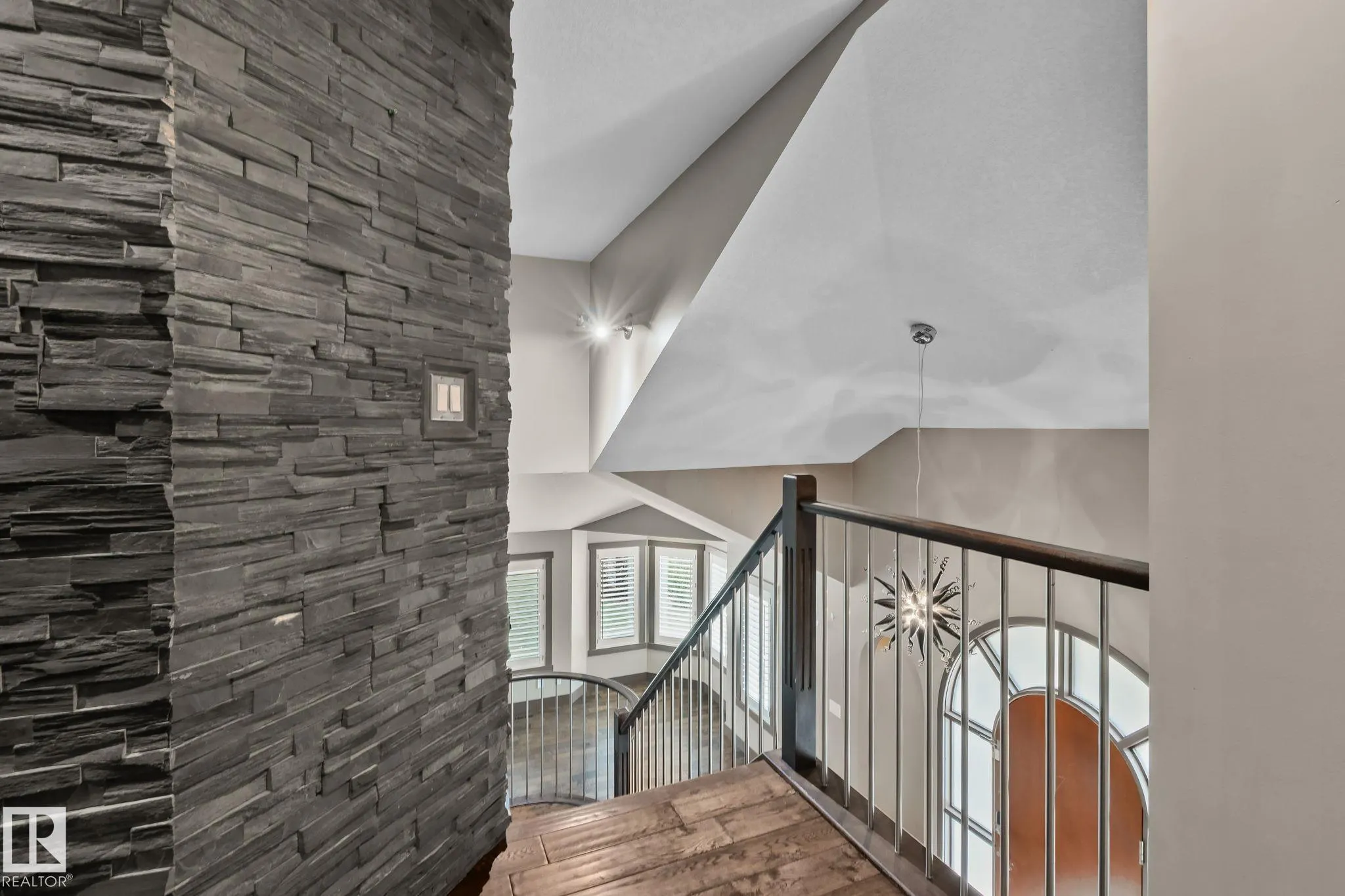10 ELDORADO Drive