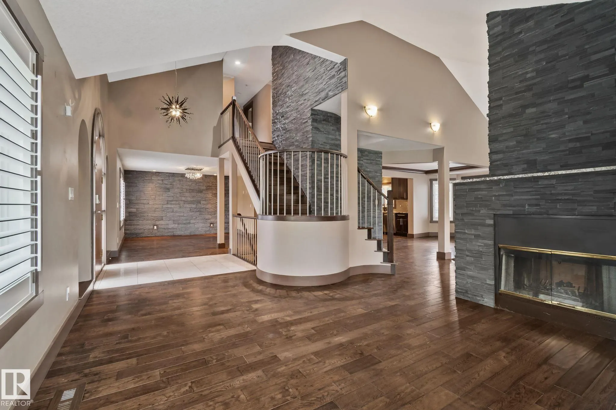 10 ELDORADO Drive
