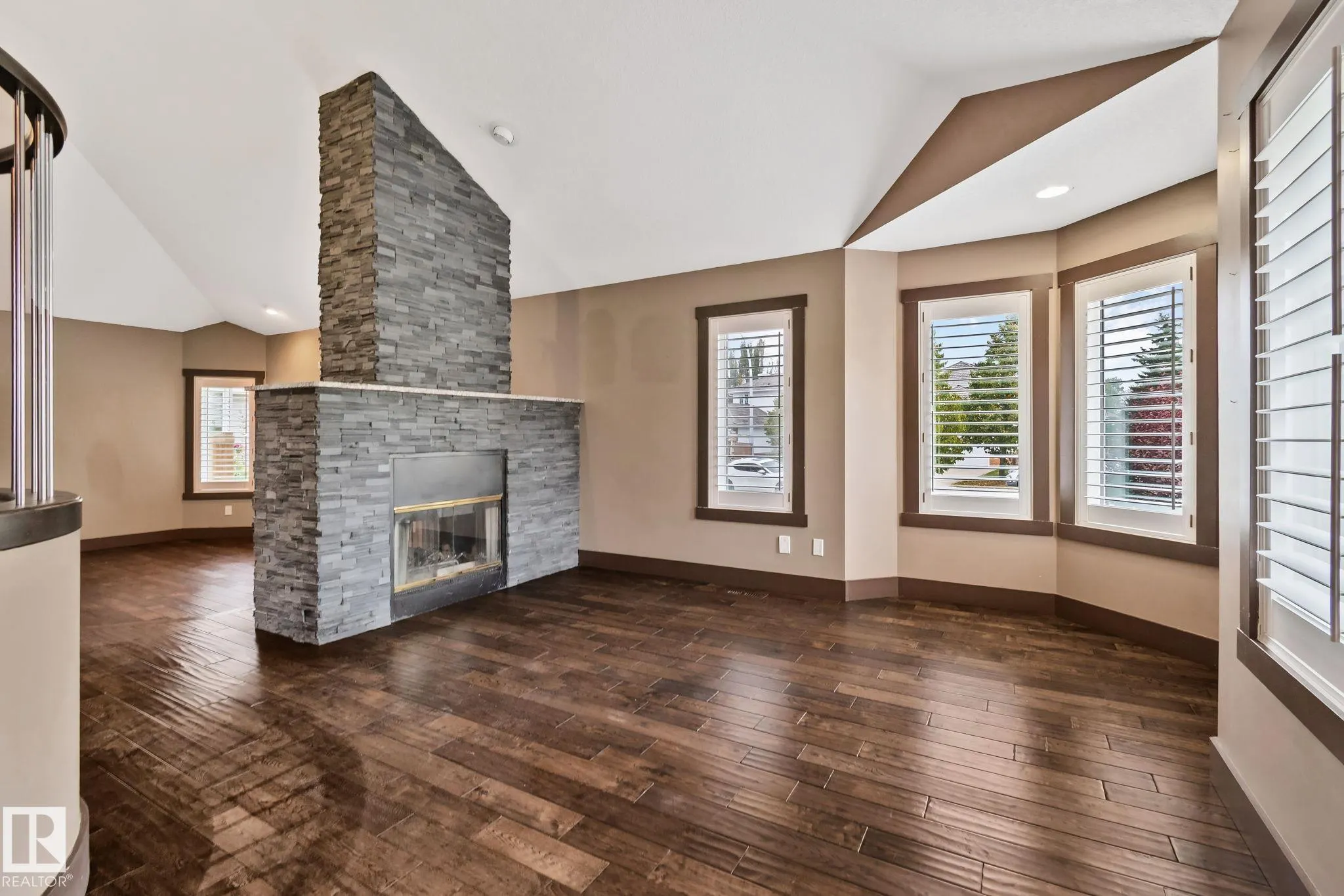 10 ELDORADO Drive