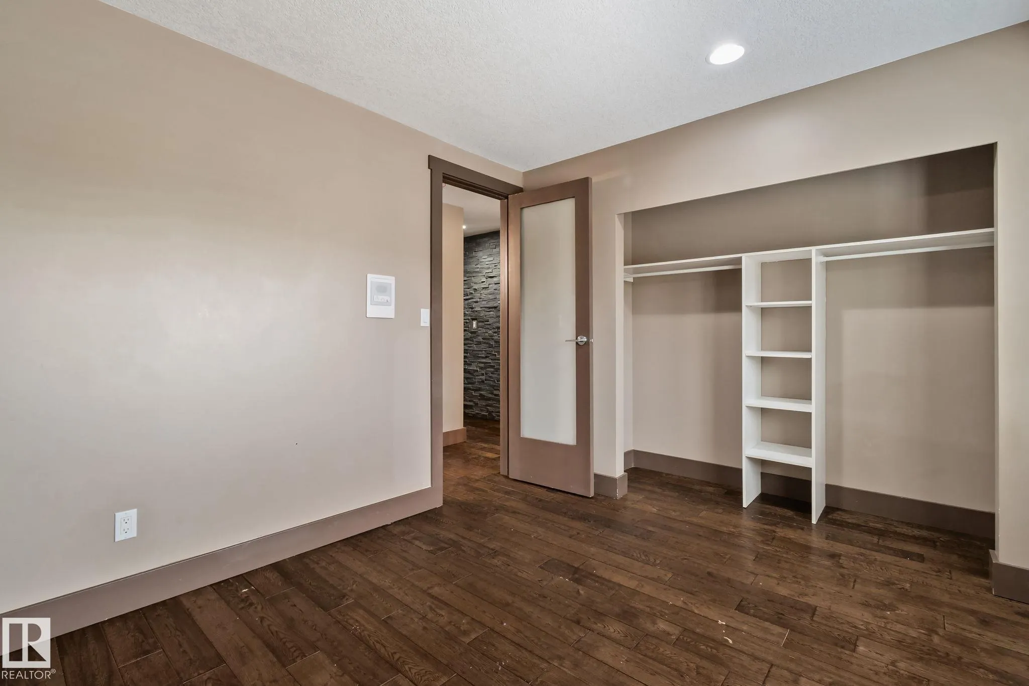 10 ELDORADO Drive