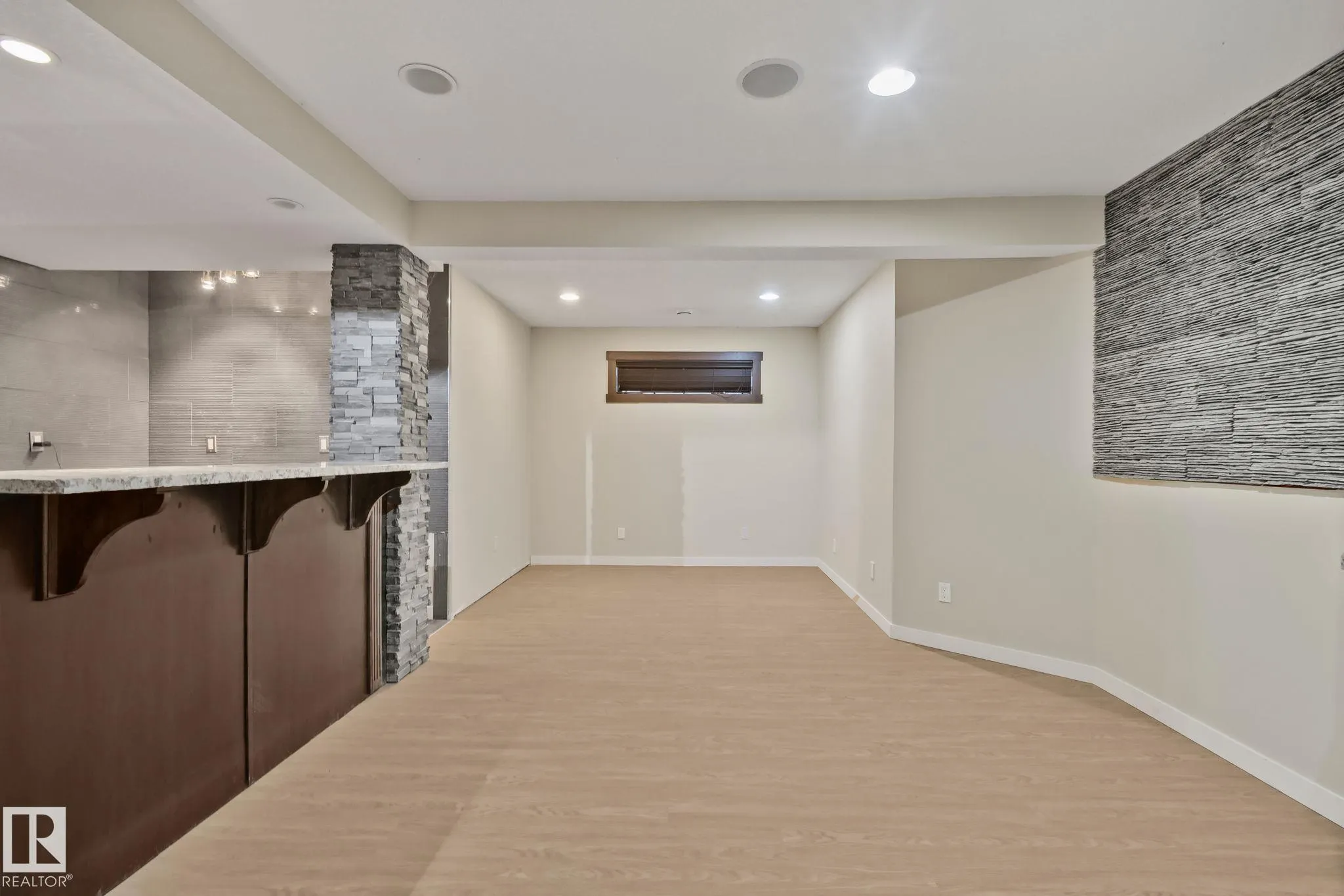 10 ELDORADO Drive