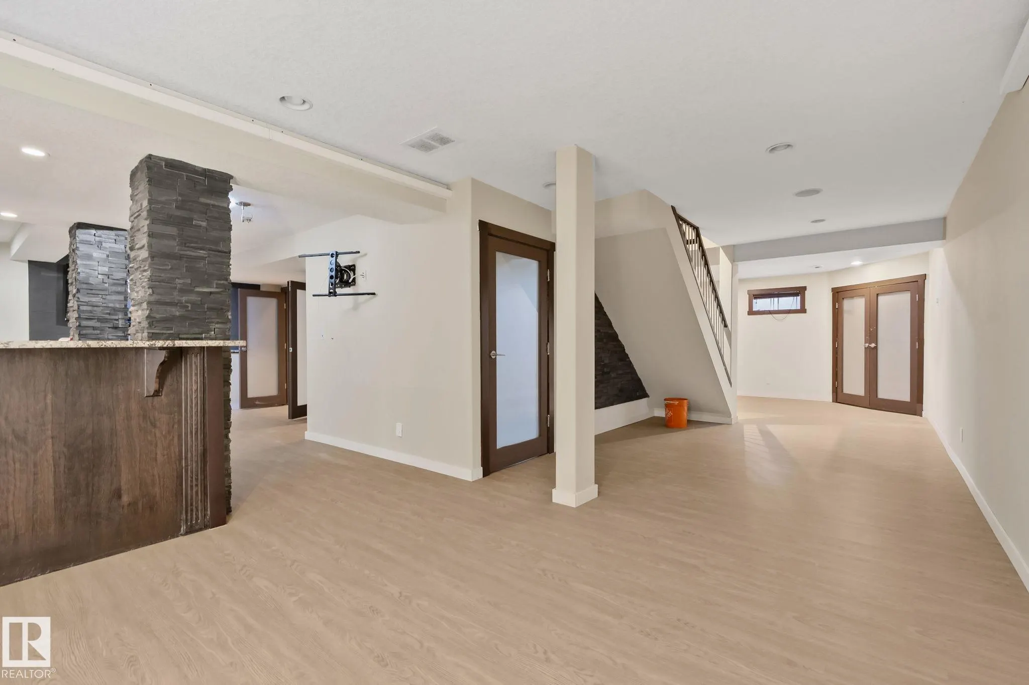 10 ELDORADO Drive