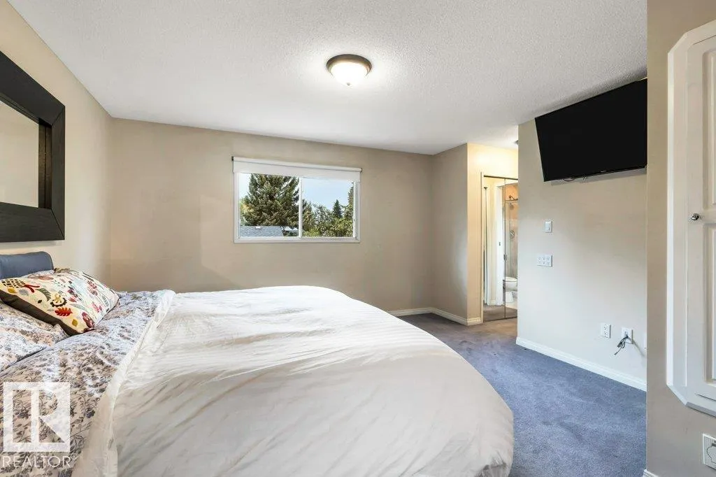 394 LESSARD Drive