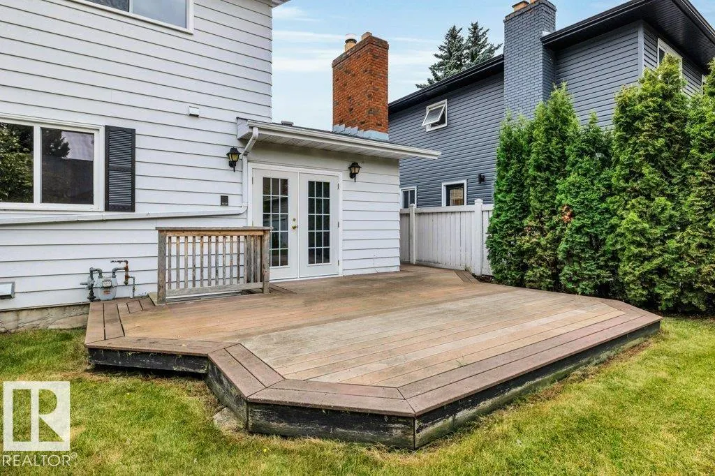 394 LESSARD Drive