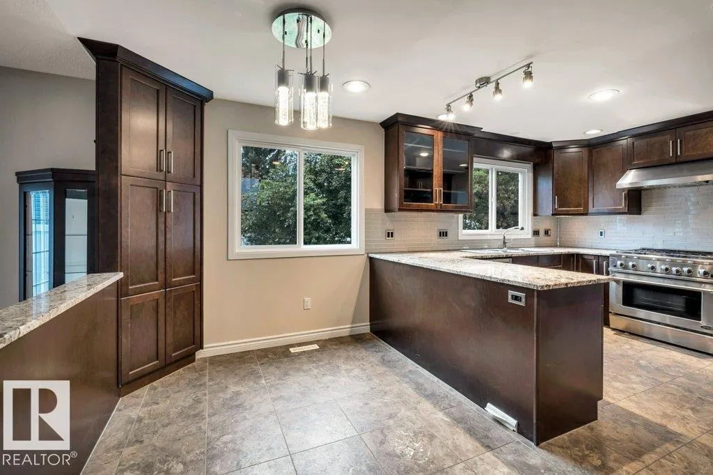 394 LESSARD Drive