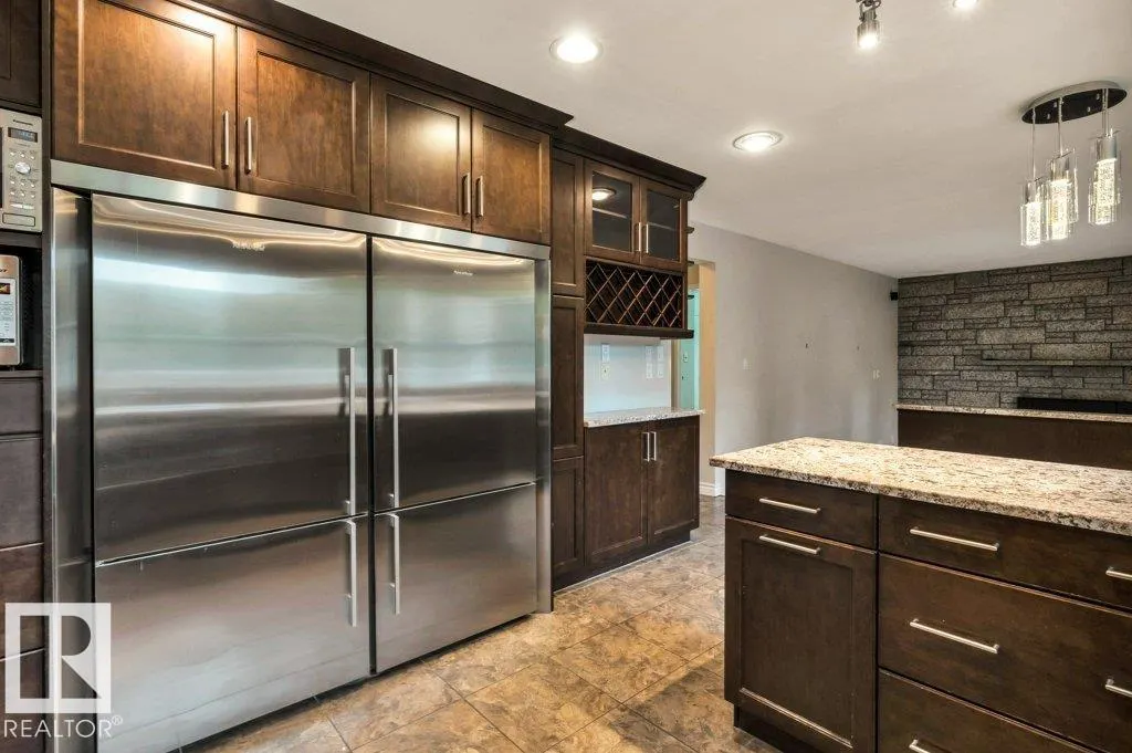 394 LESSARD Drive