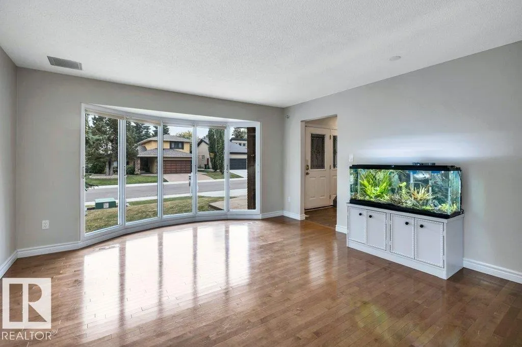 394 LESSARD Drive