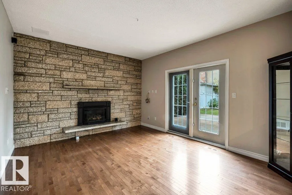 394 LESSARD Drive