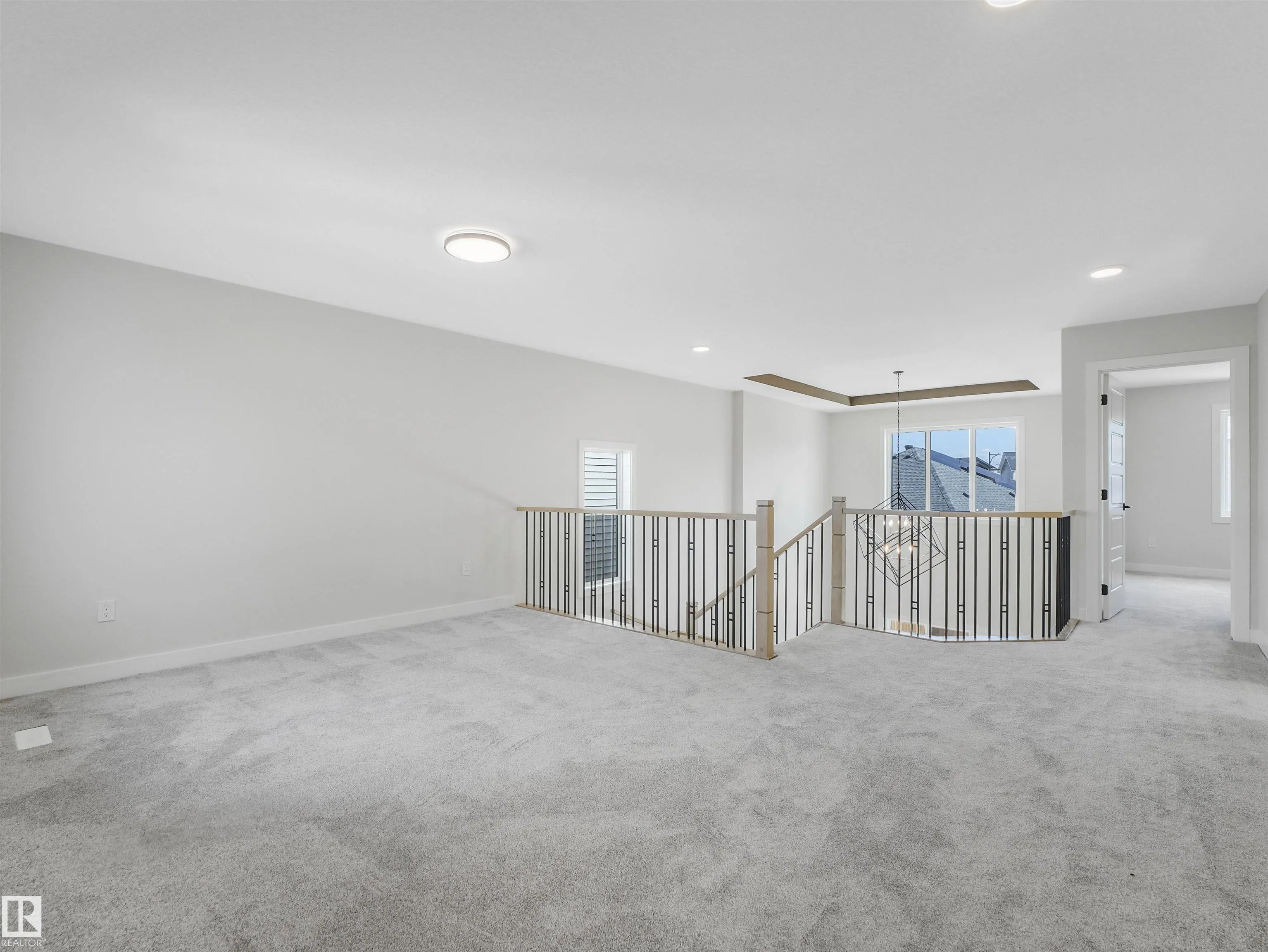 11 DALQUIST BAY