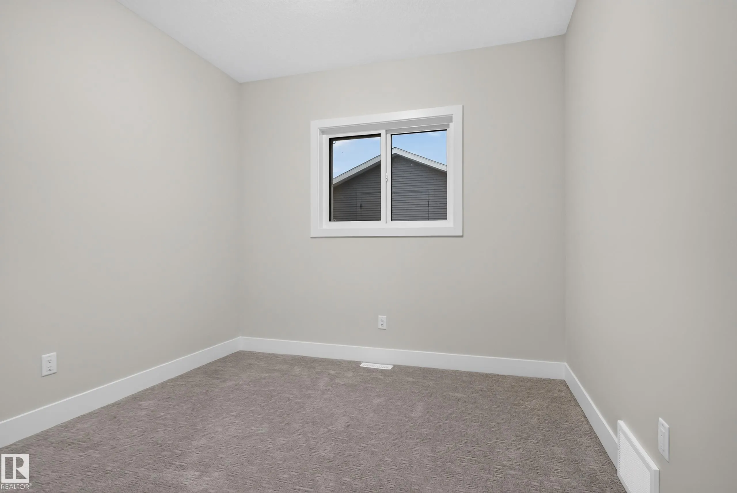 4268 Charles Close