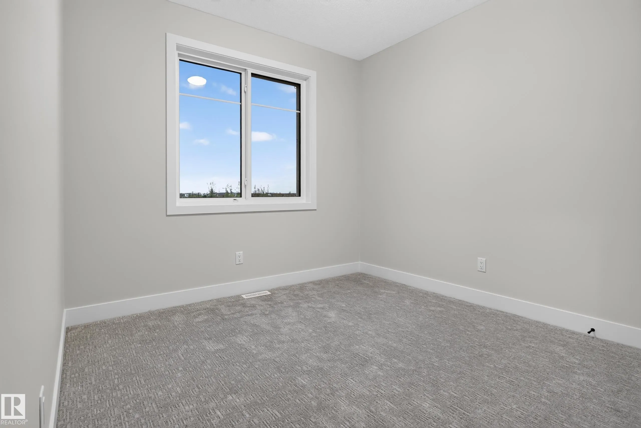 4268 Charles Close