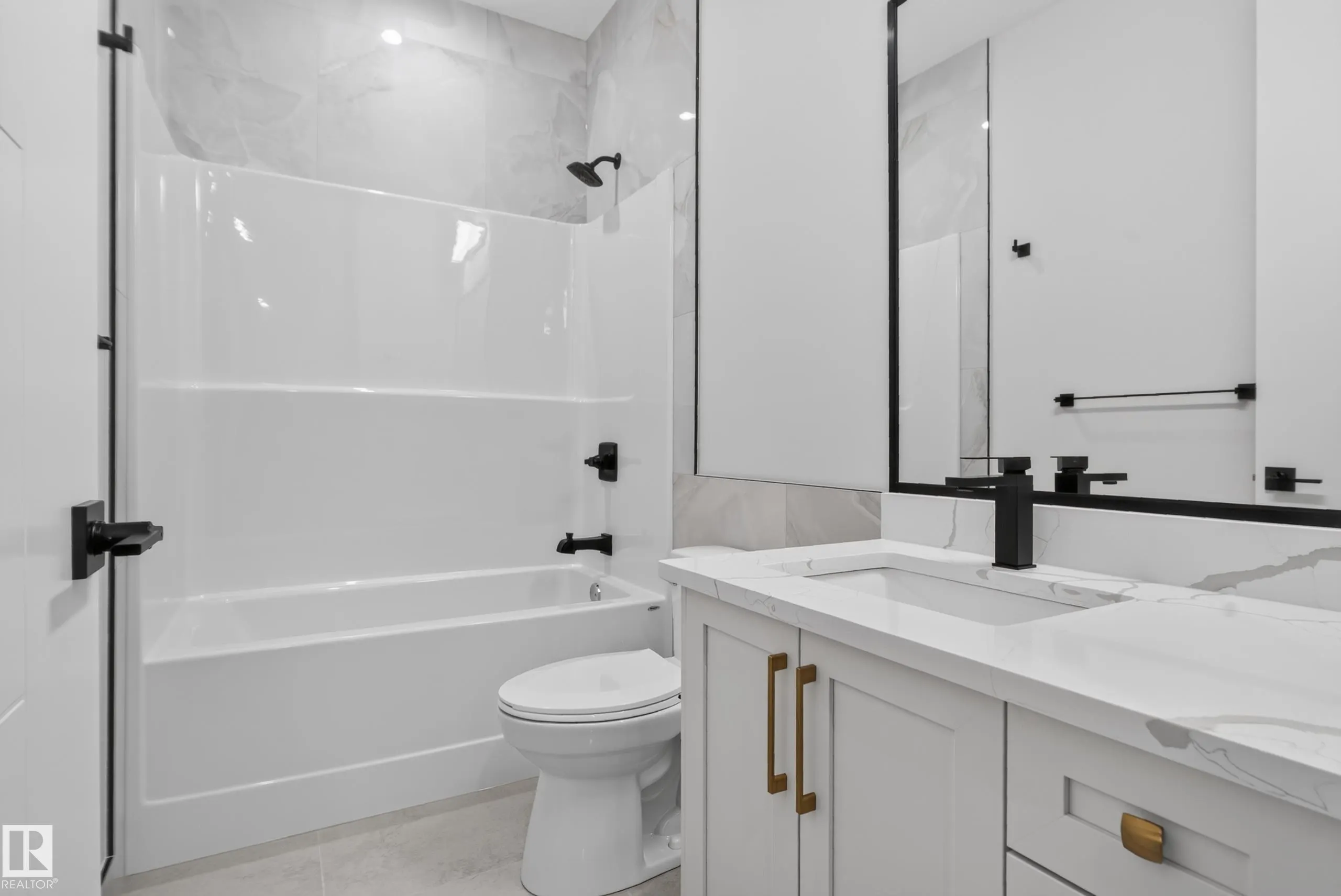 4268 Charles Close