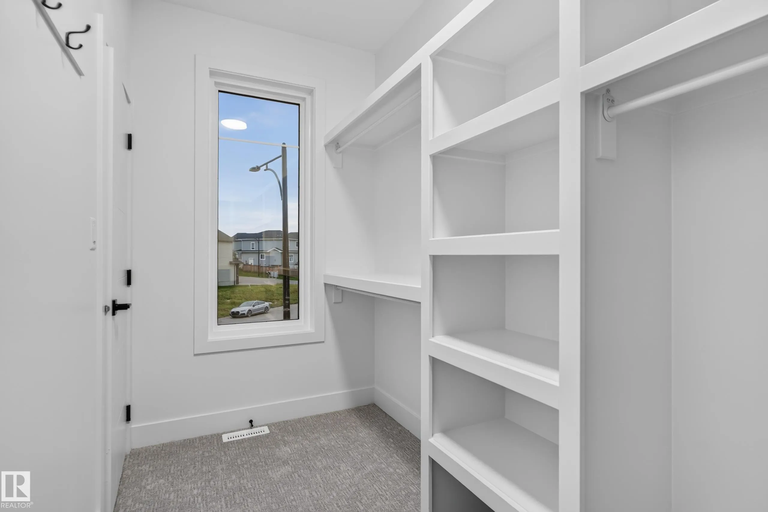 4268 Charles Close