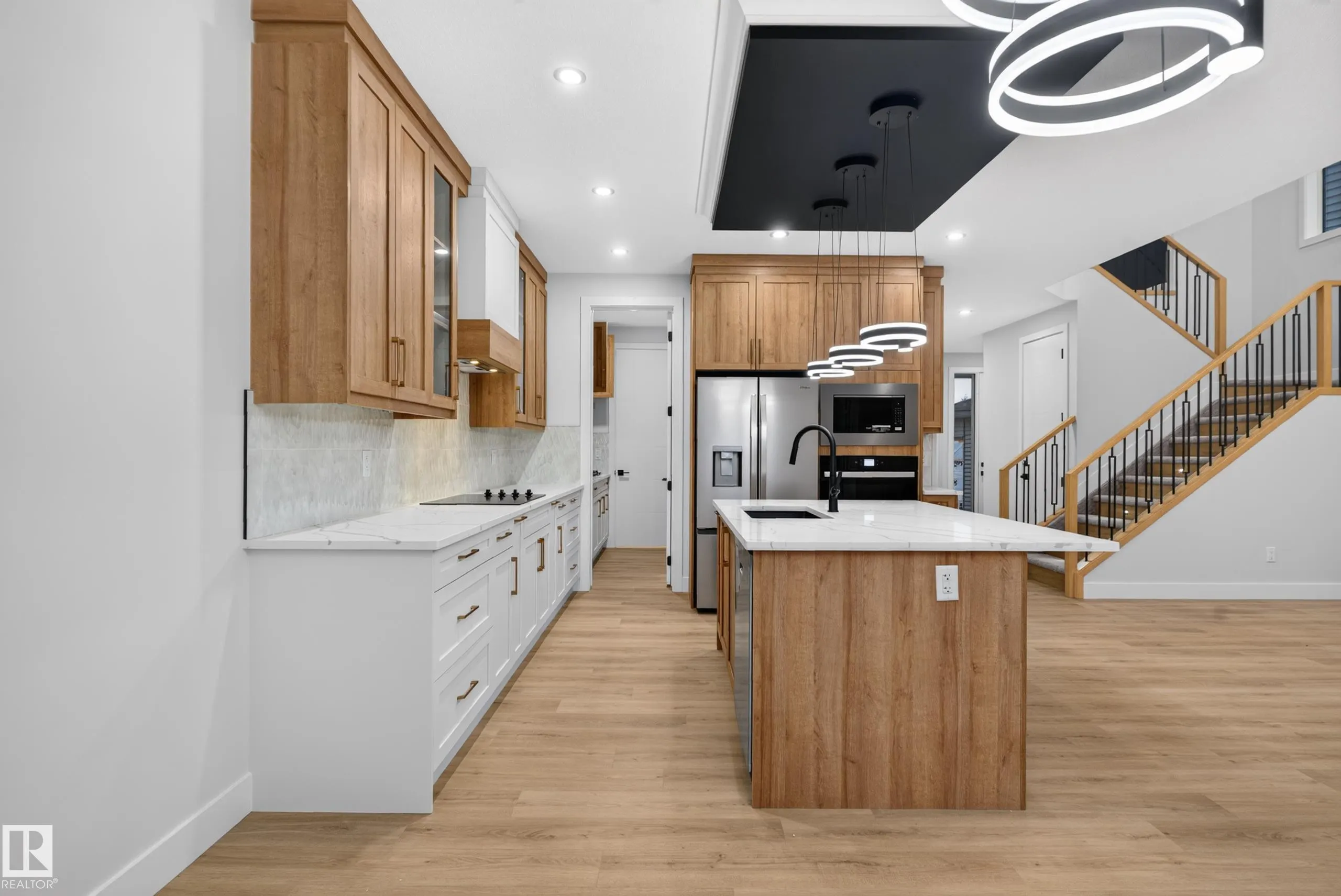 4268 Charles Close