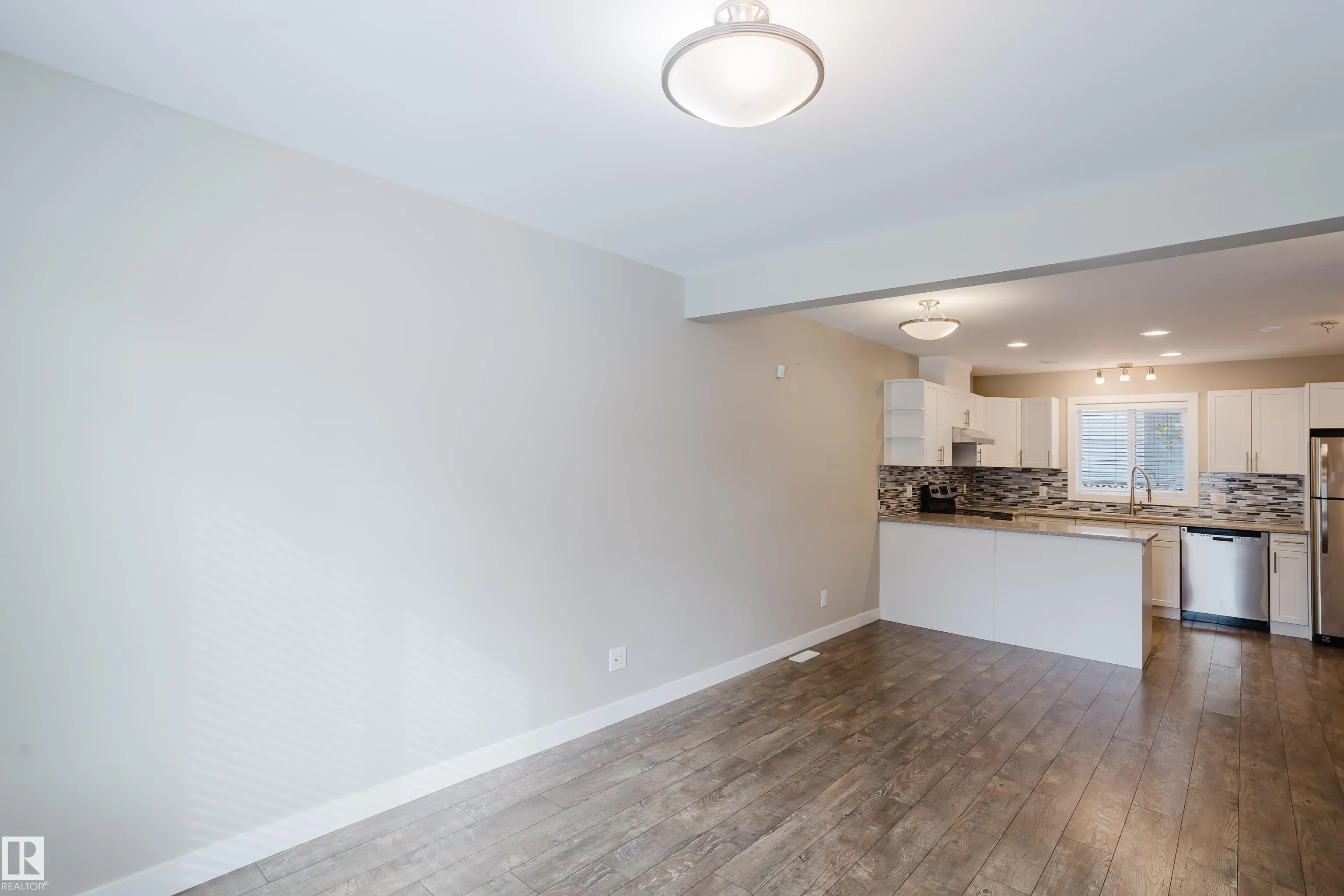 12504-12510 119 Avenue