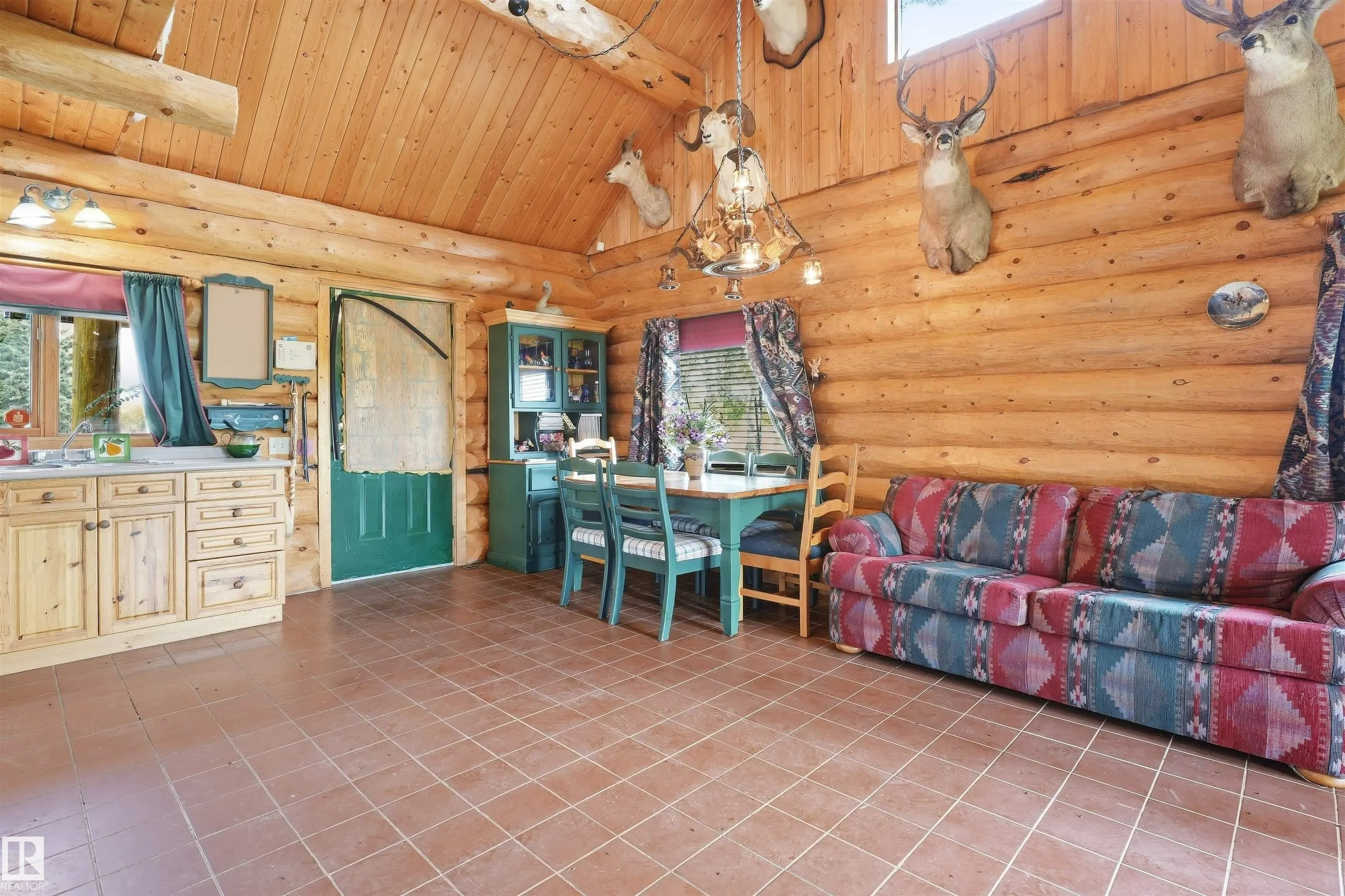 10005 Twp Rd 533