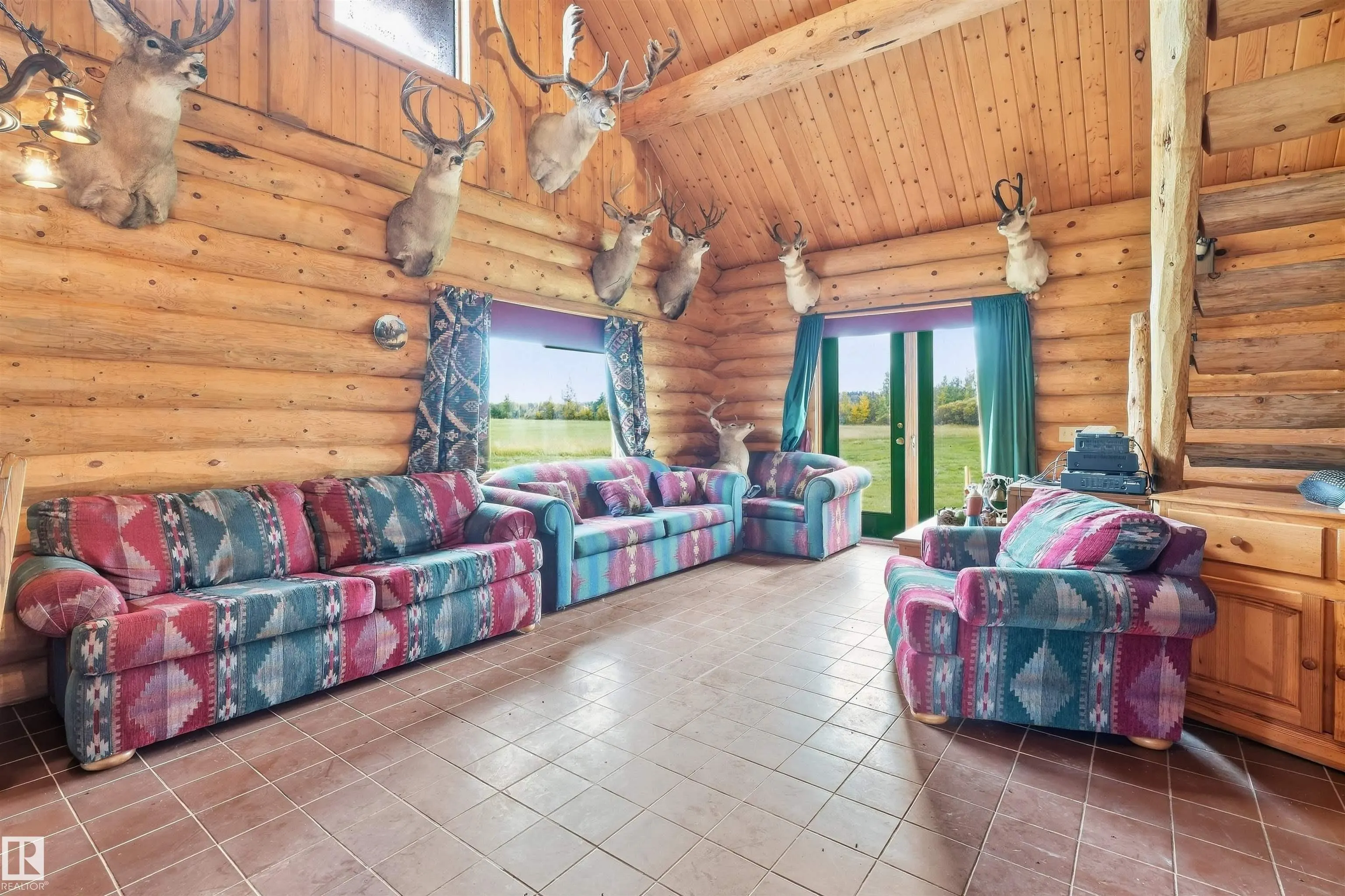 10005 Twp Rd 533