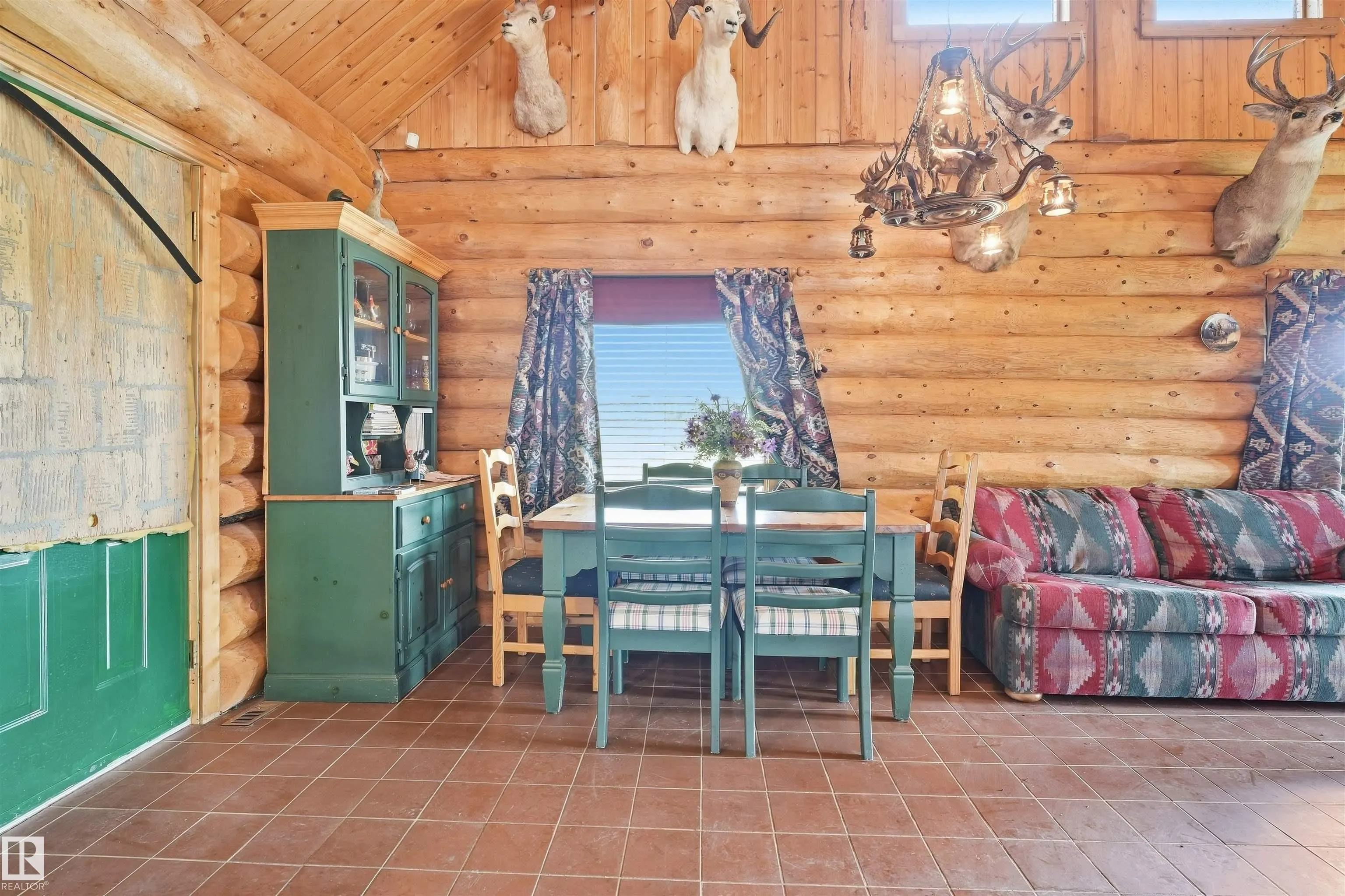10005 Twp Rd 533