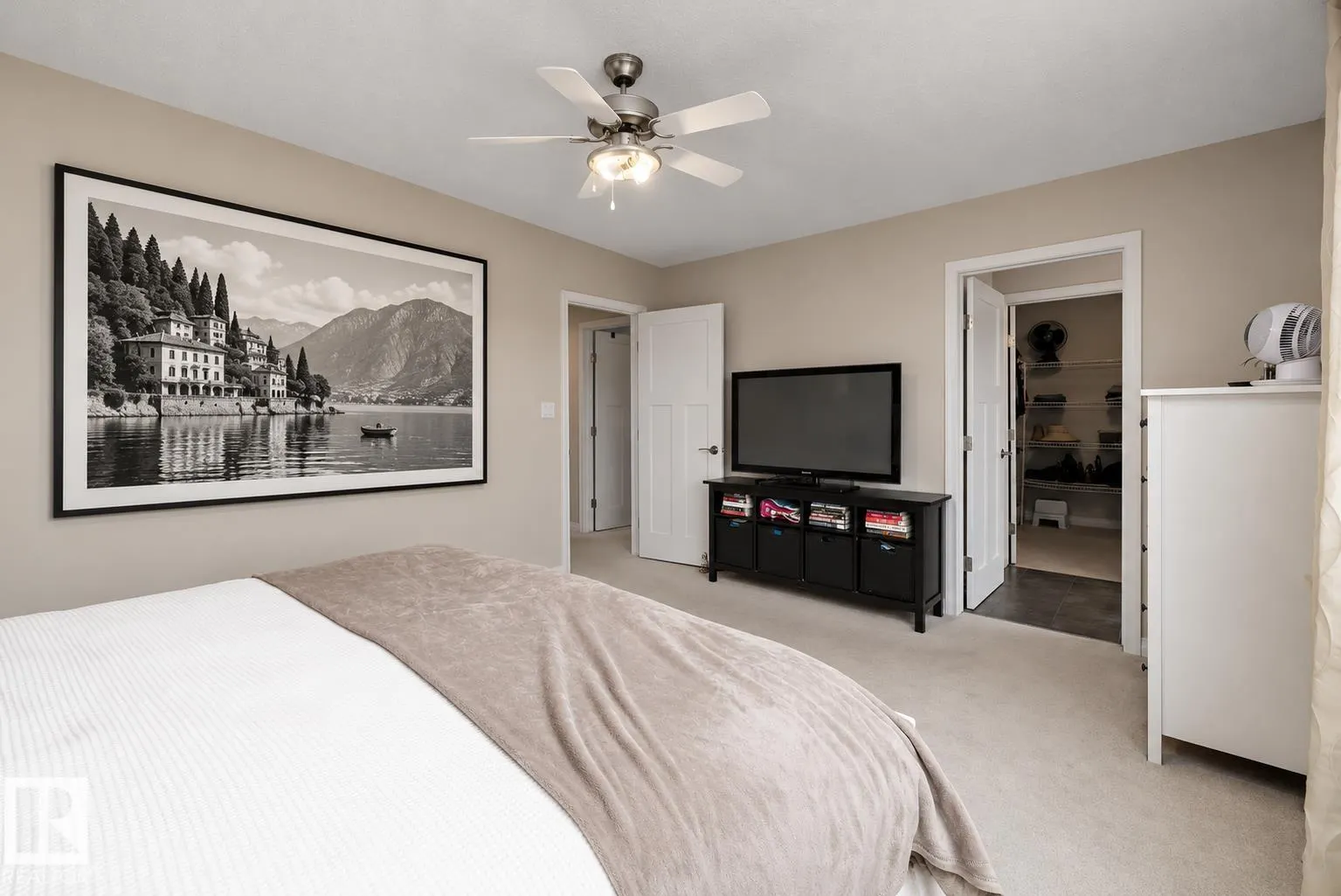 4015 ALEXANDER Way