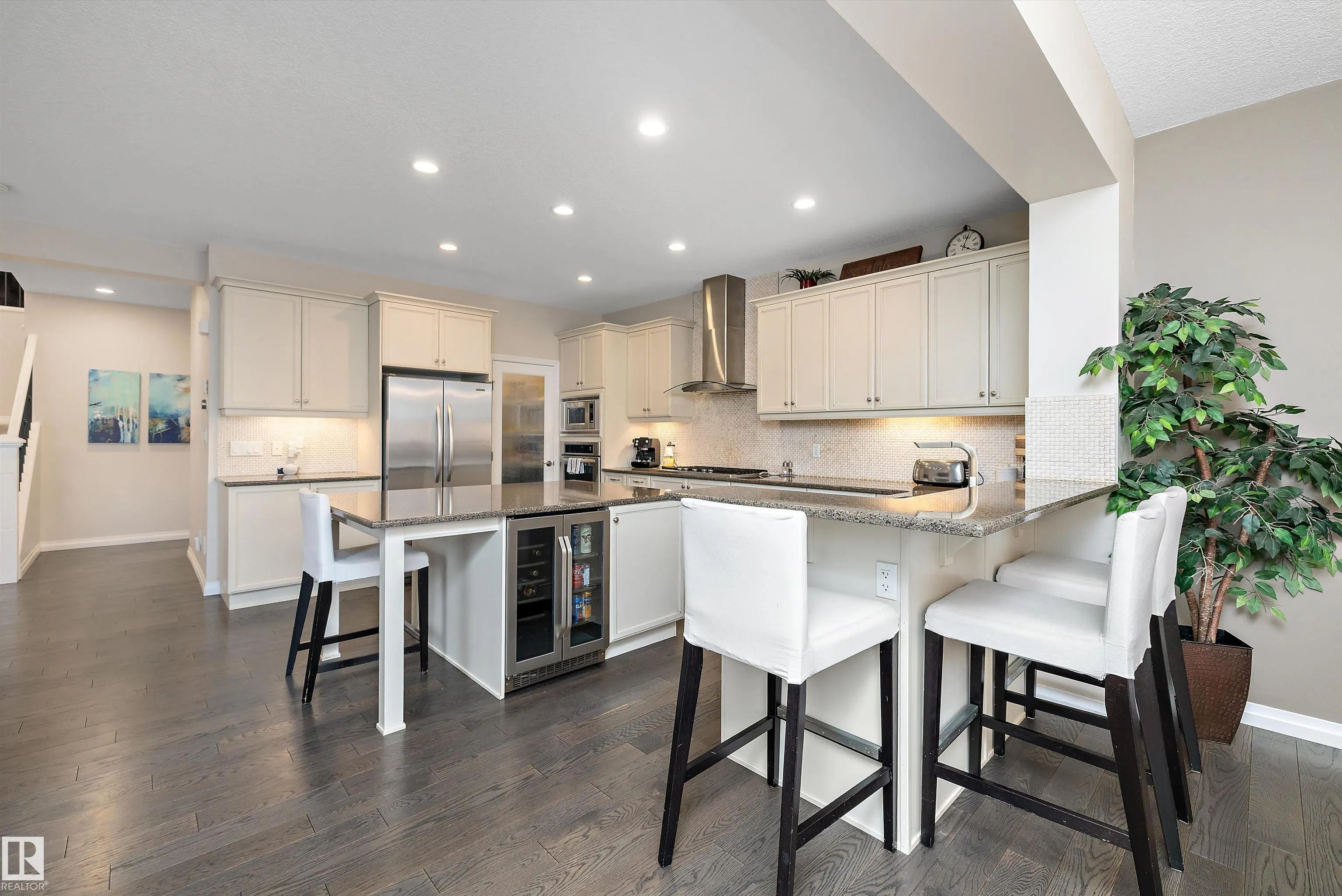 4015 ALEXANDER Way