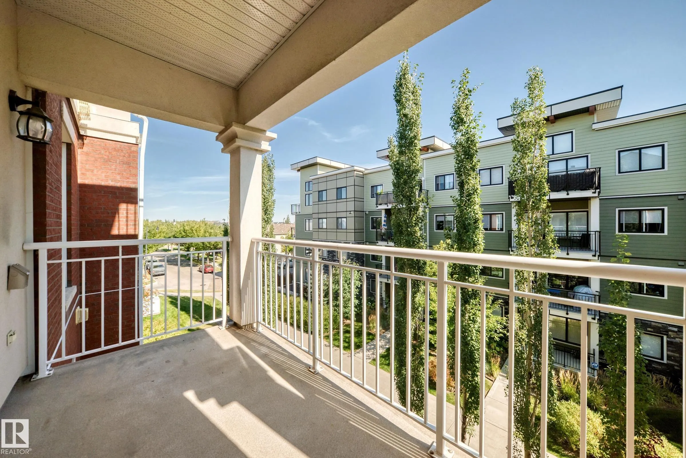 1003 GAULT Boulevard