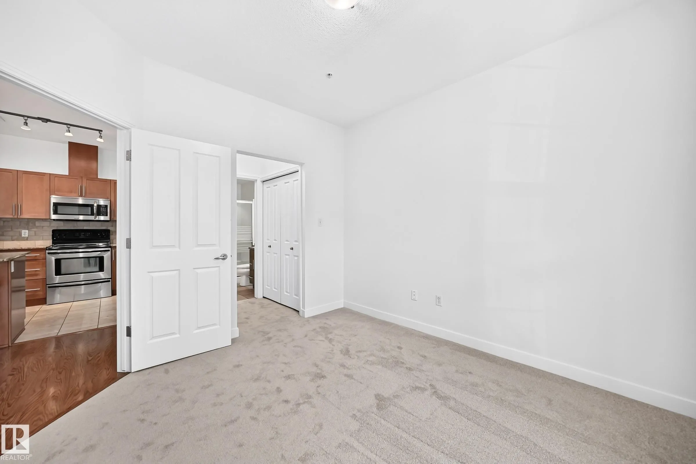 1003 GAULT Boulevard