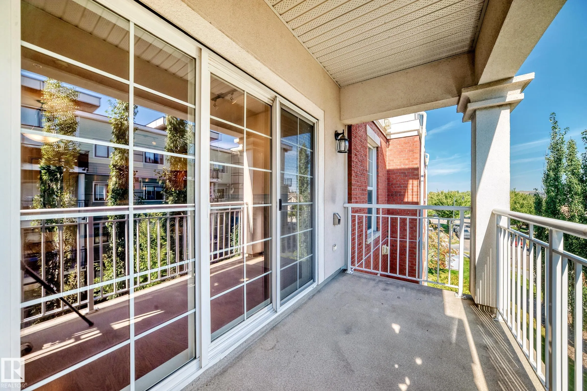 1003 GAULT Boulevard