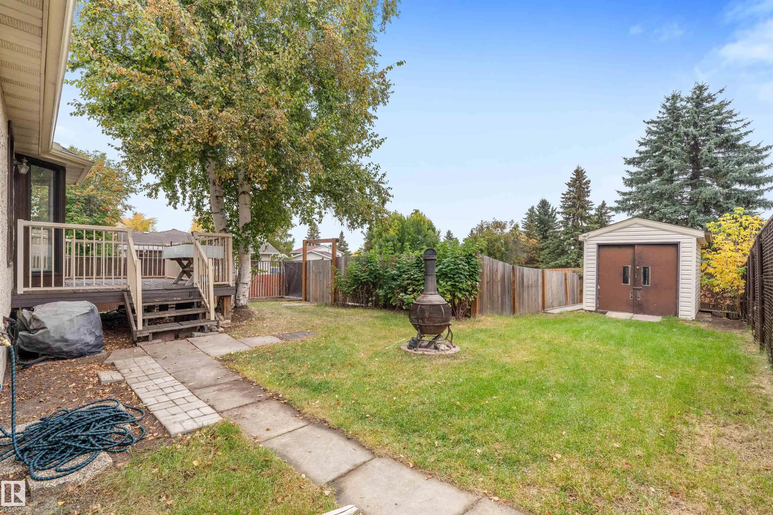 25 GREENWOOD Drive