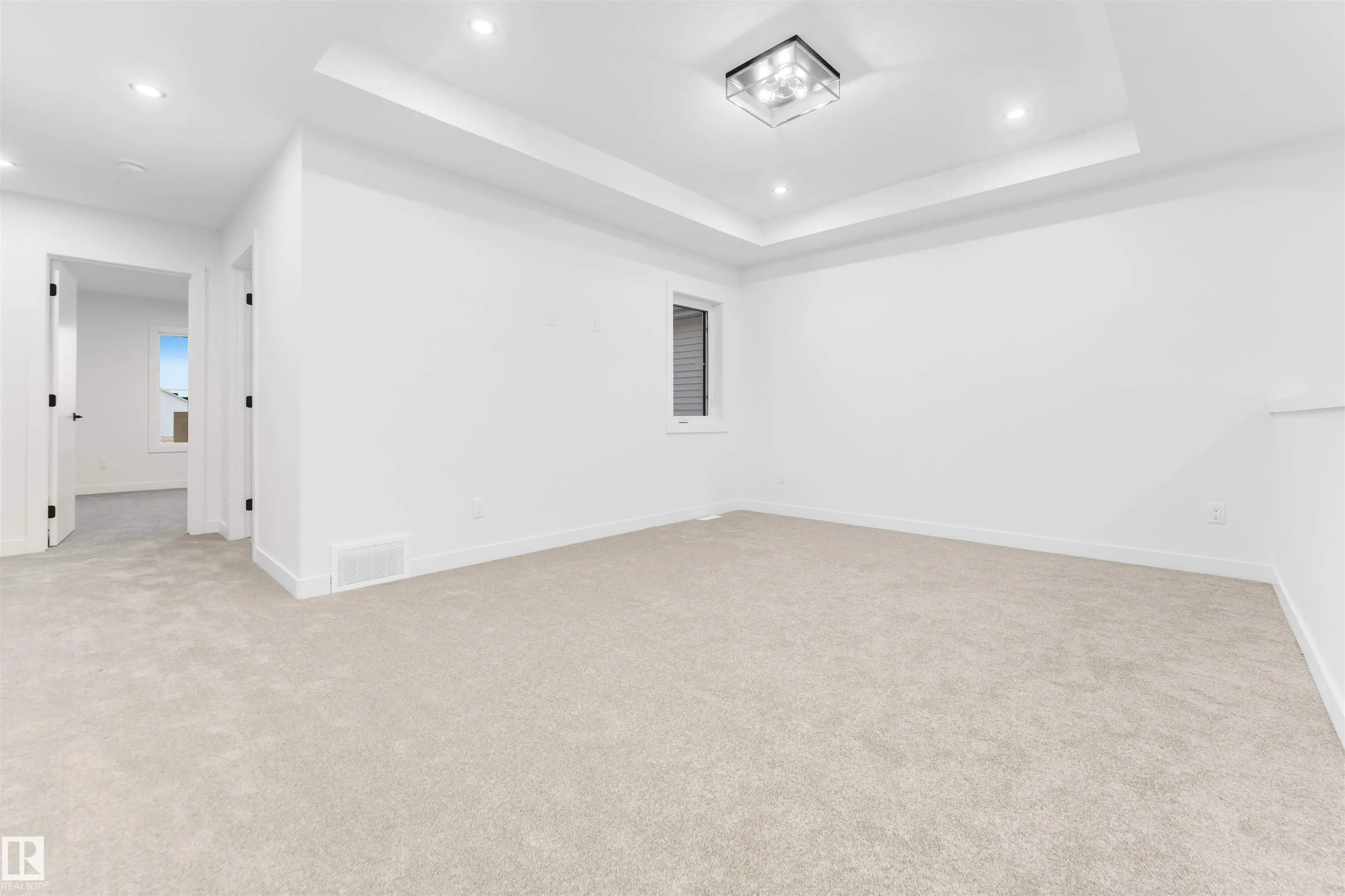 517 Ashgrove Circle