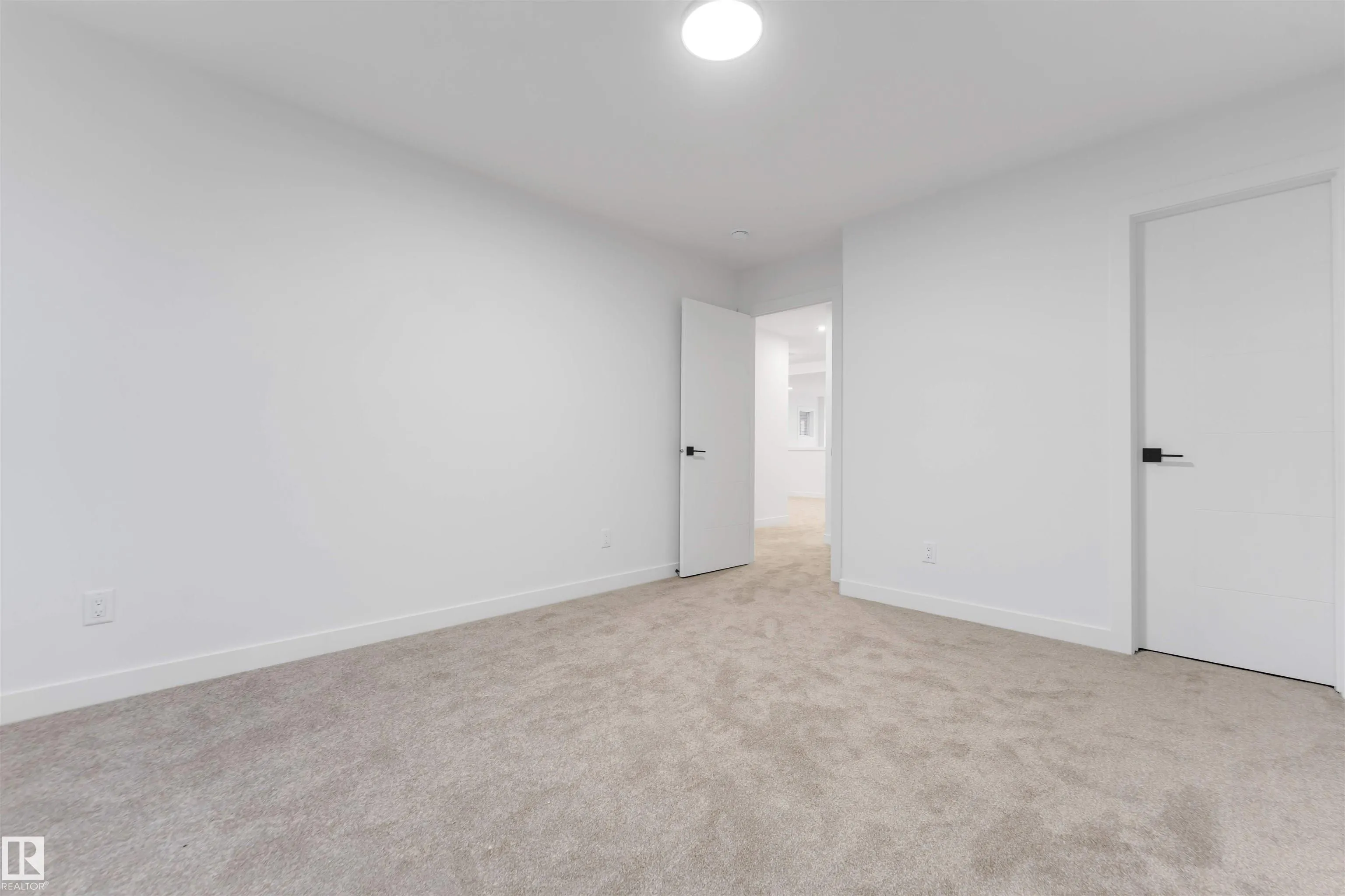517 Ashgrove Circle