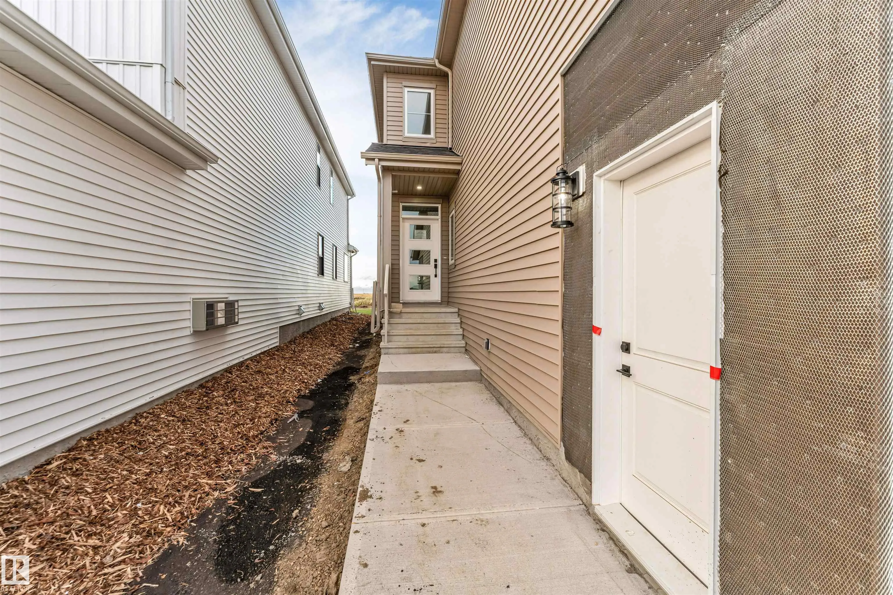 517 Ashgrove Circle