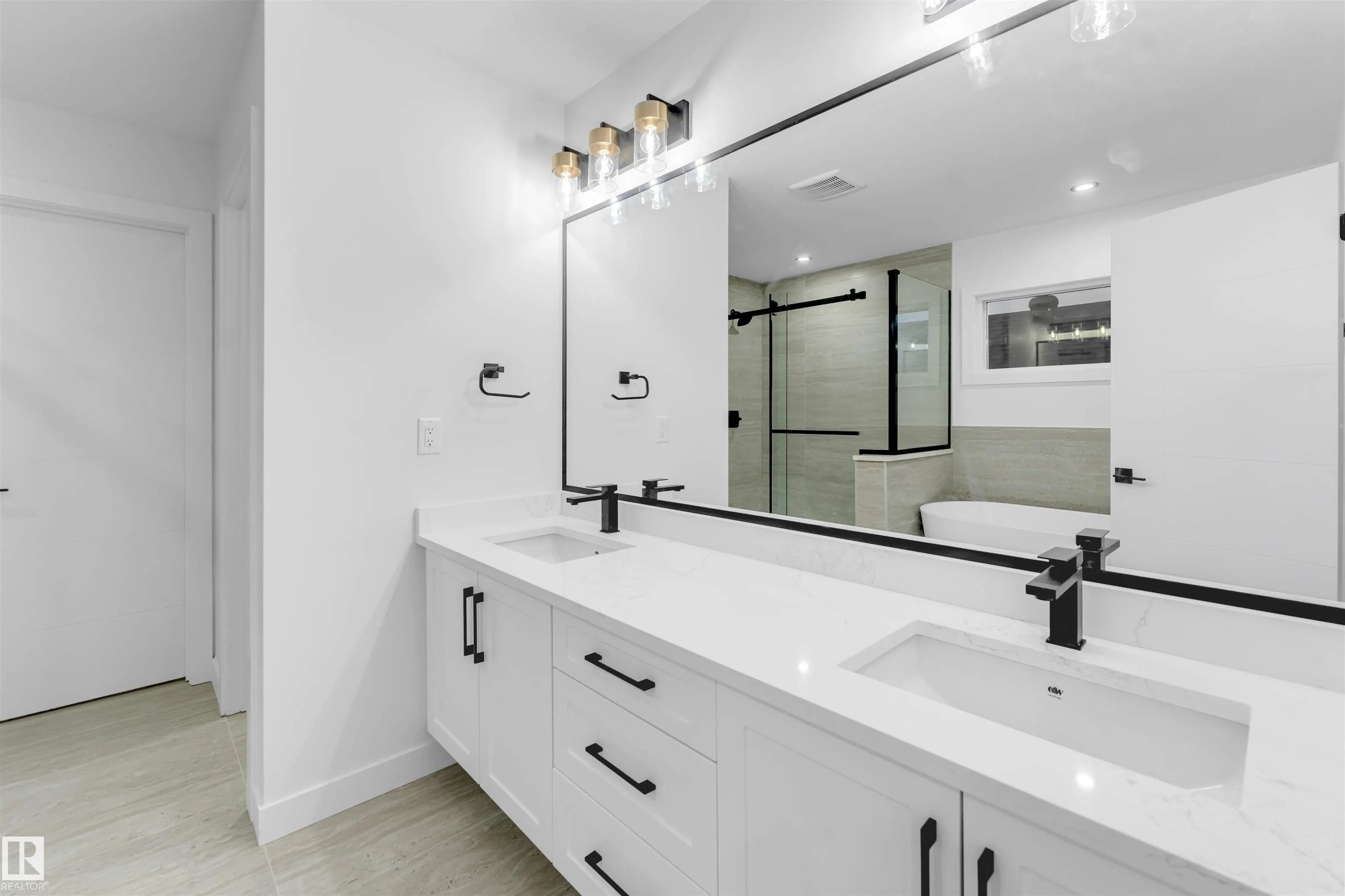 517 Ashgrove Circle