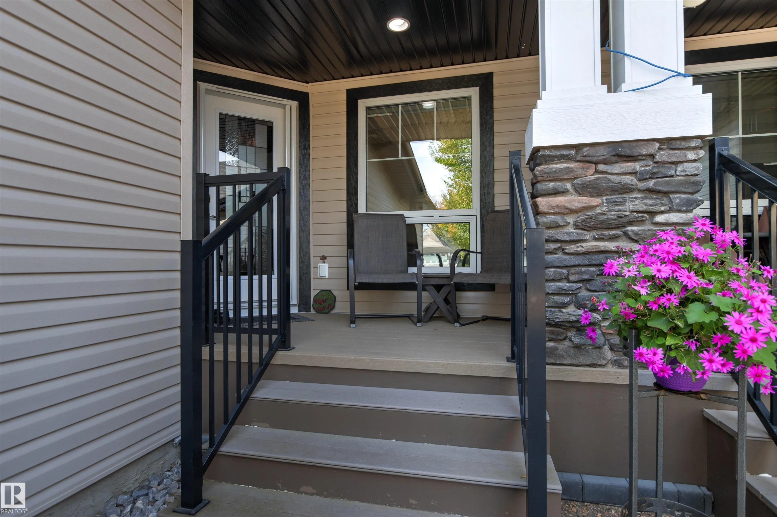 2311 Ashcraft Cape