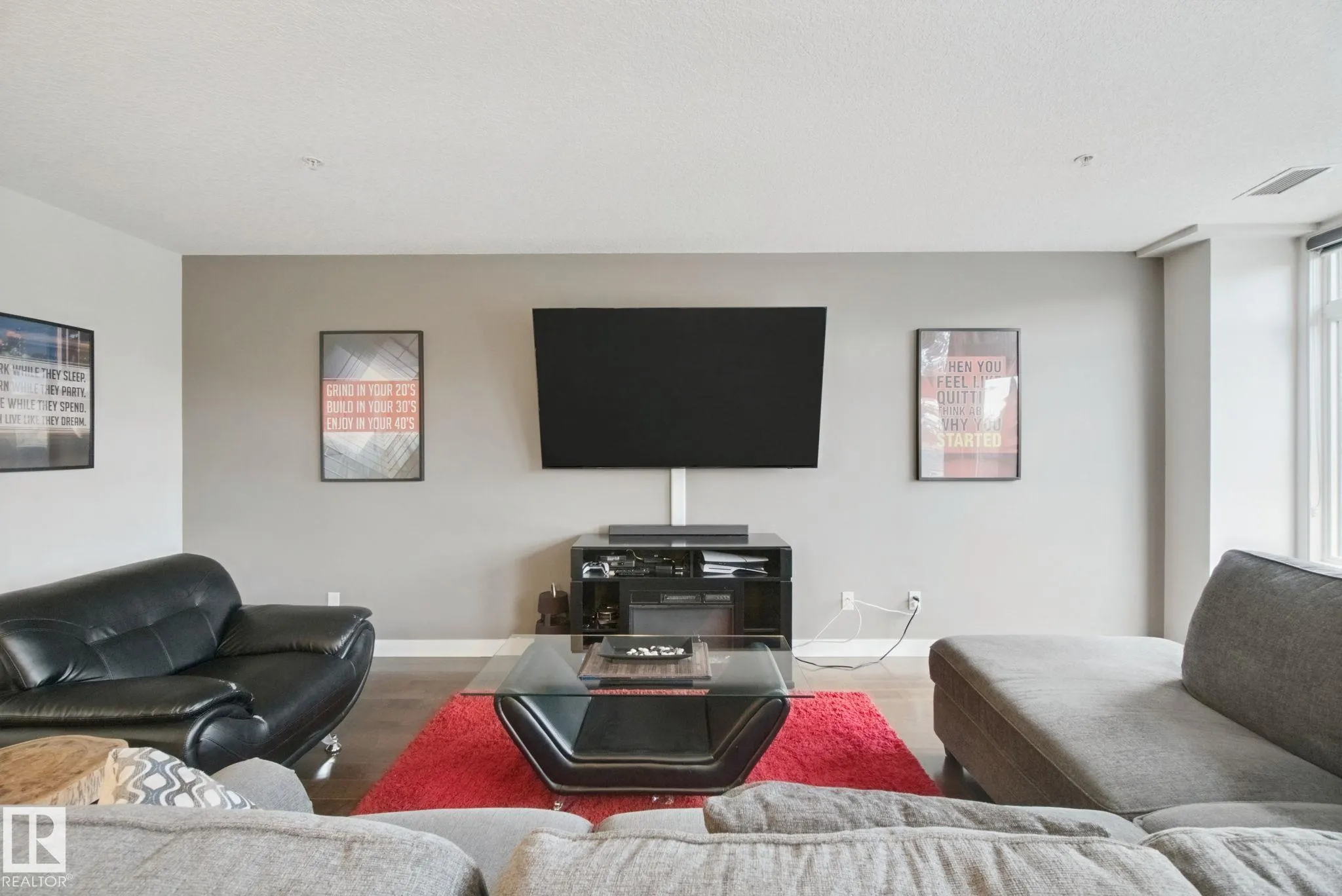 5151 Windermere Boulevard