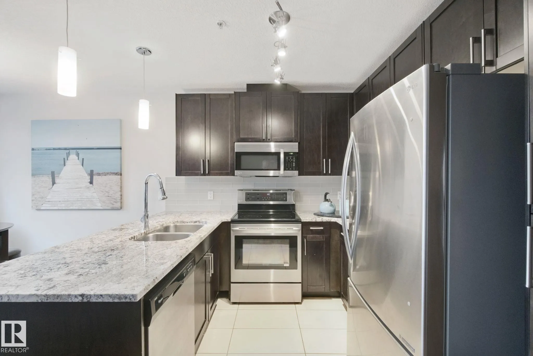 5151 Windermere Boulevard