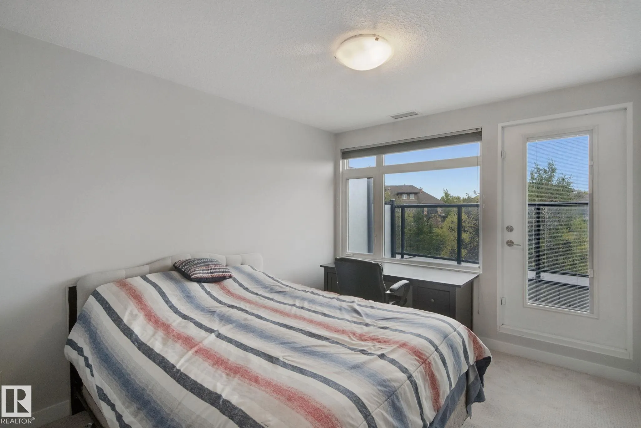 5151 Windermere Boulevard