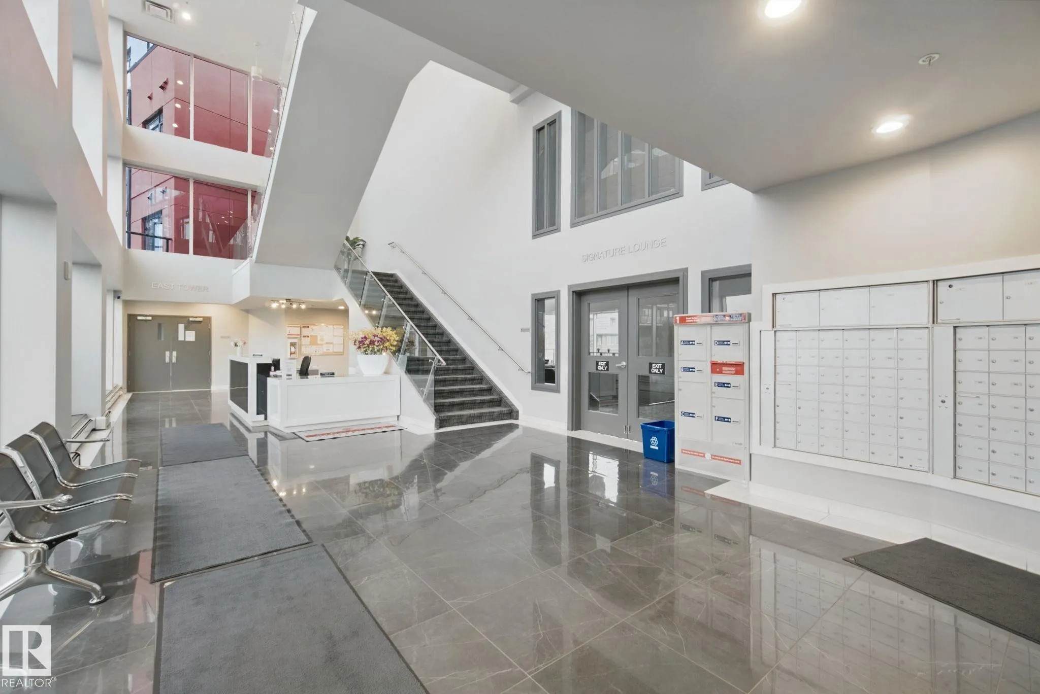 5151 Windermere Boulevard