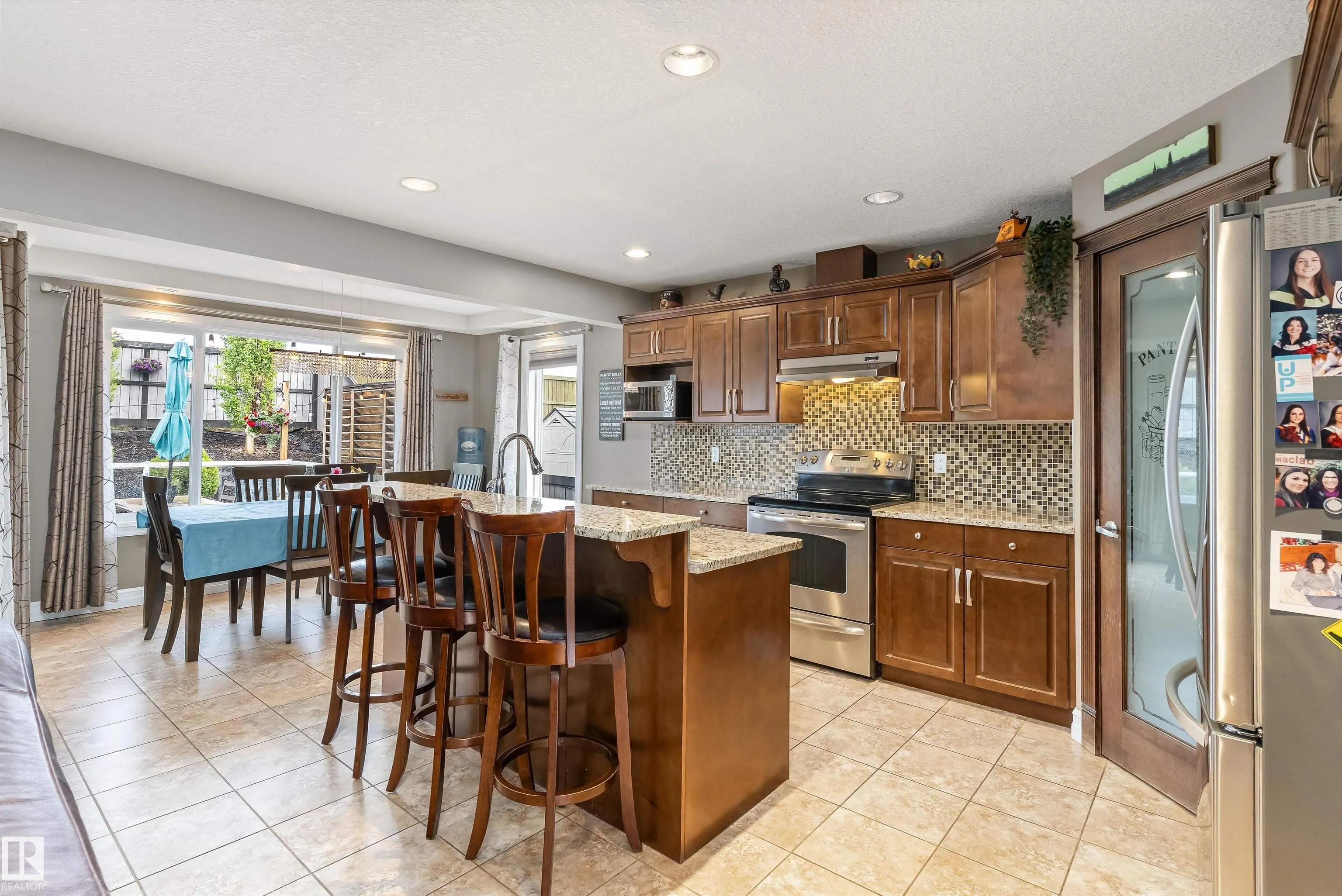 484 FOXTAIL Court