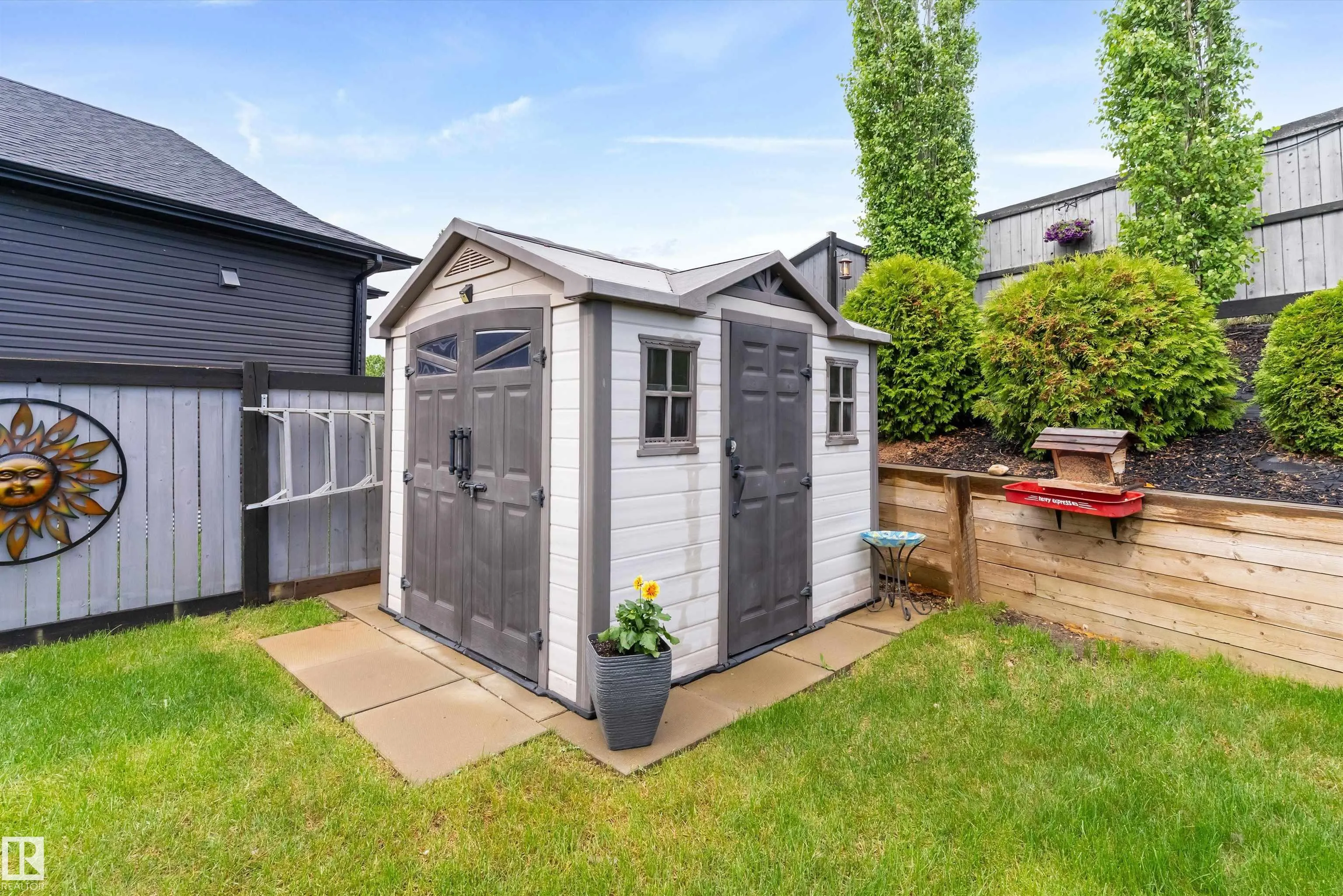 484 FOXTAIL Court